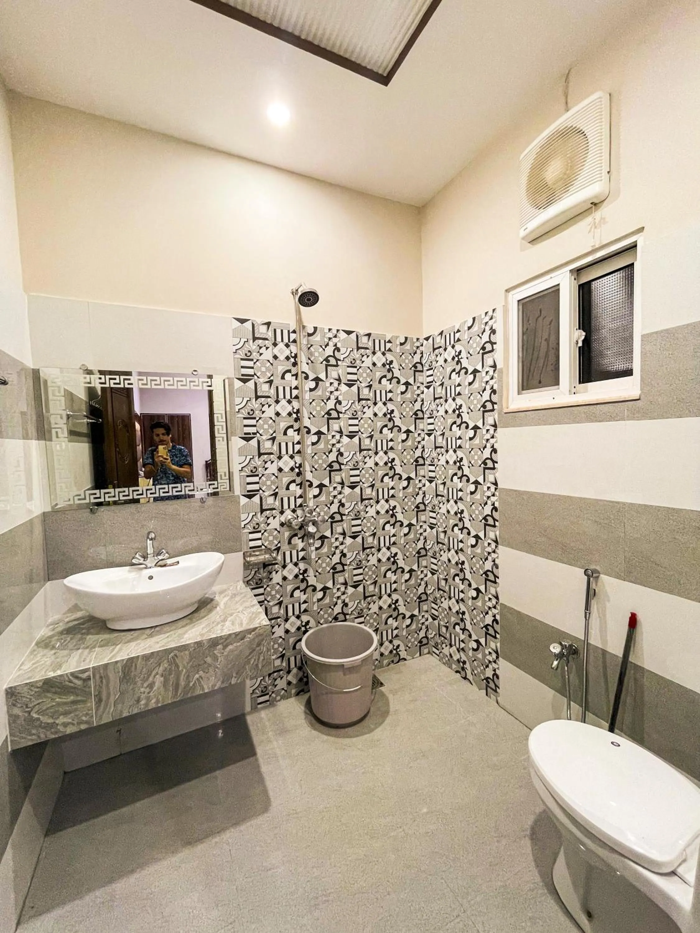 Bathroom in Horizon Hotel