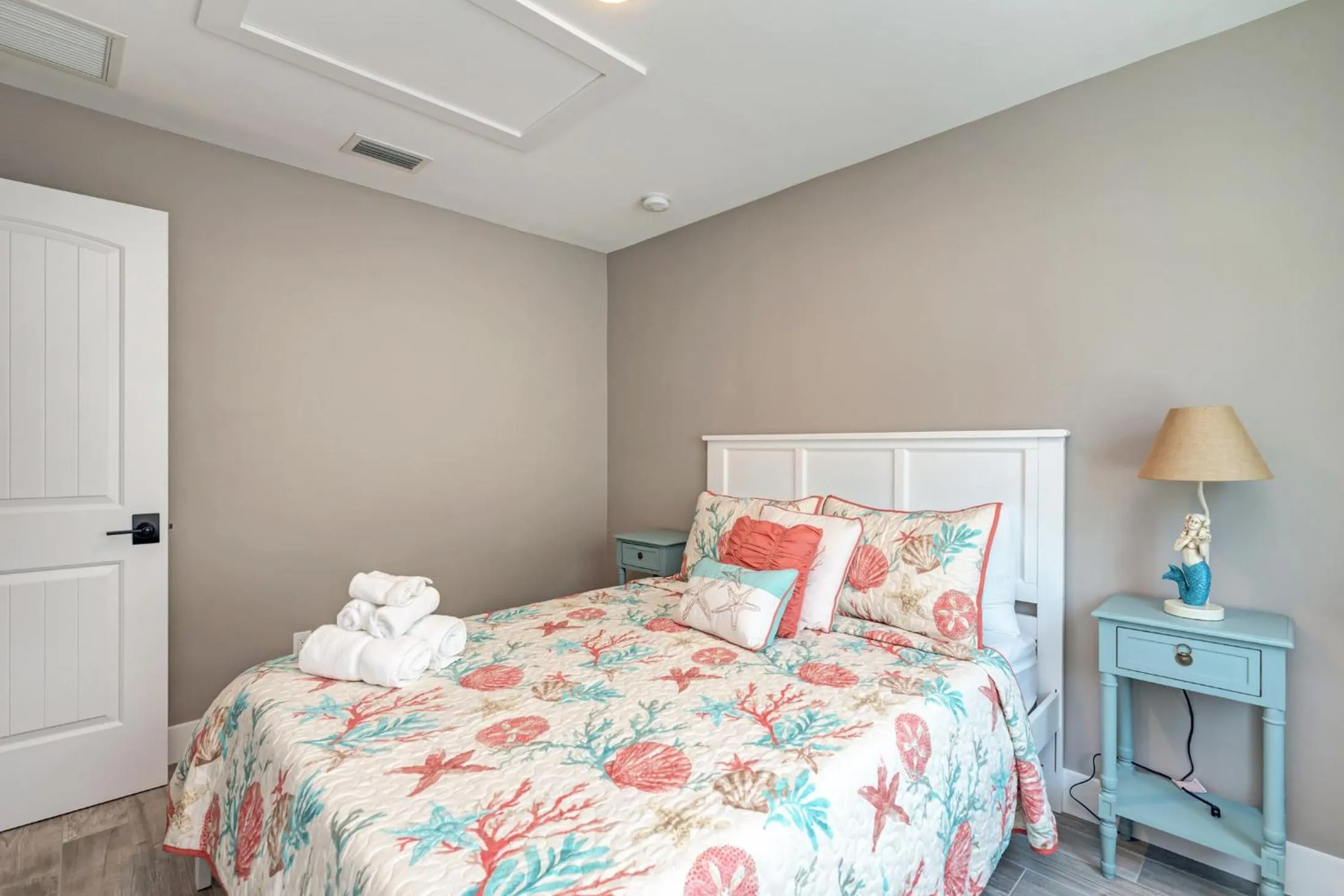 Bed in Ami Gulf Lookout-Views Of The Gulf From Every Room-Rooftop Terrace