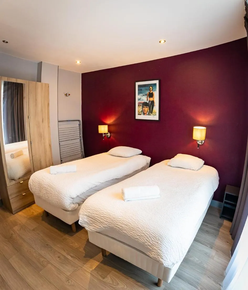 Bed in Résidence Hera Paris Orly Aéroport