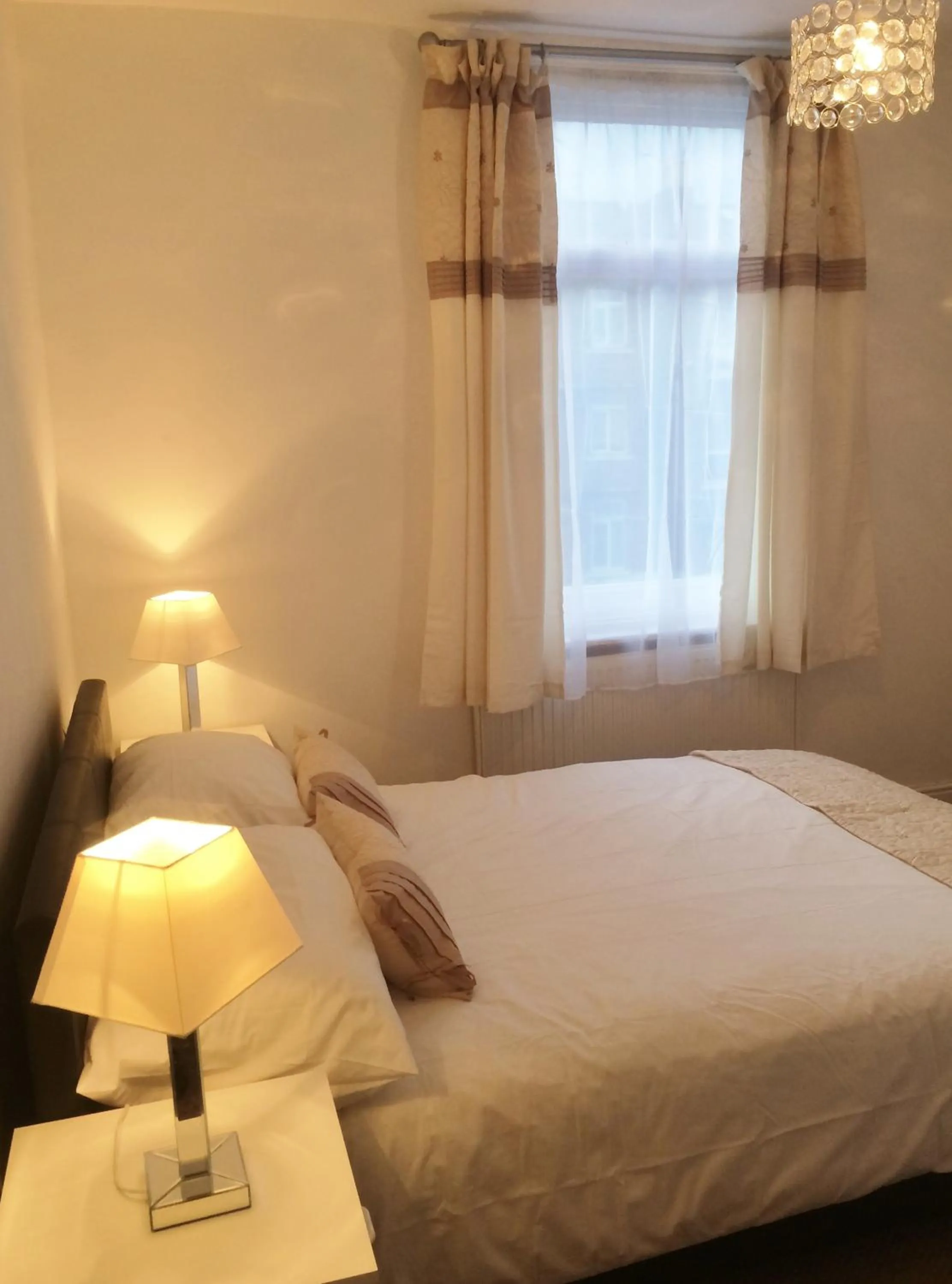 Photo of the whole room, Bed in Admiral Hotel