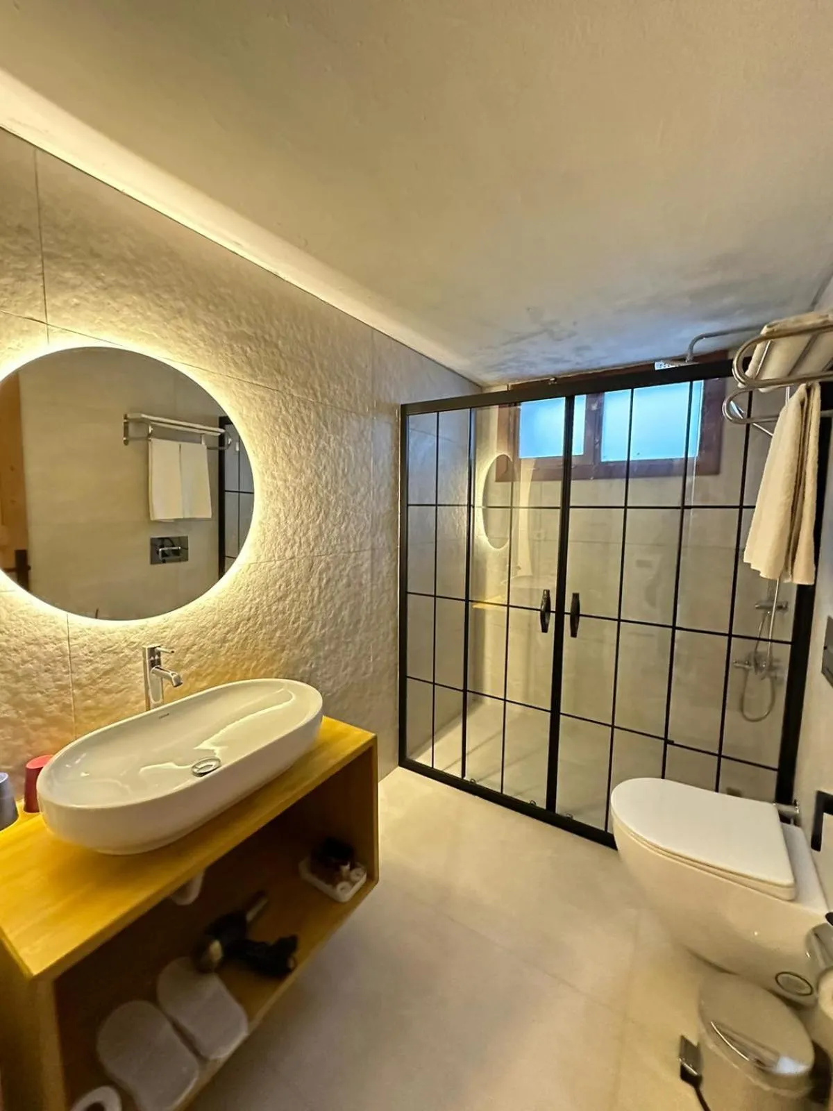 Shower in Old Town Deluxe Flats