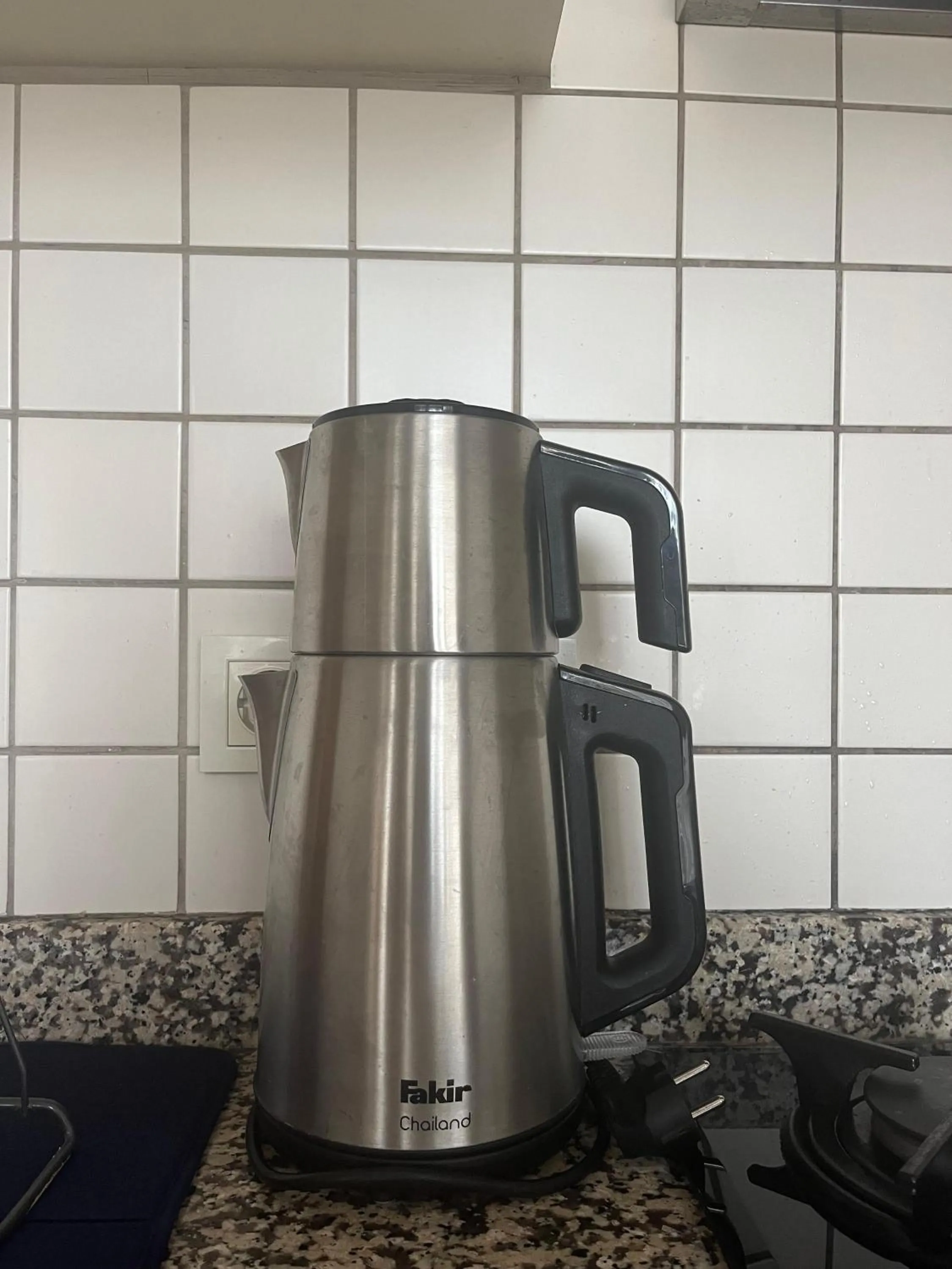 Coffee/tea facilities in Old Town Deluxe Flats