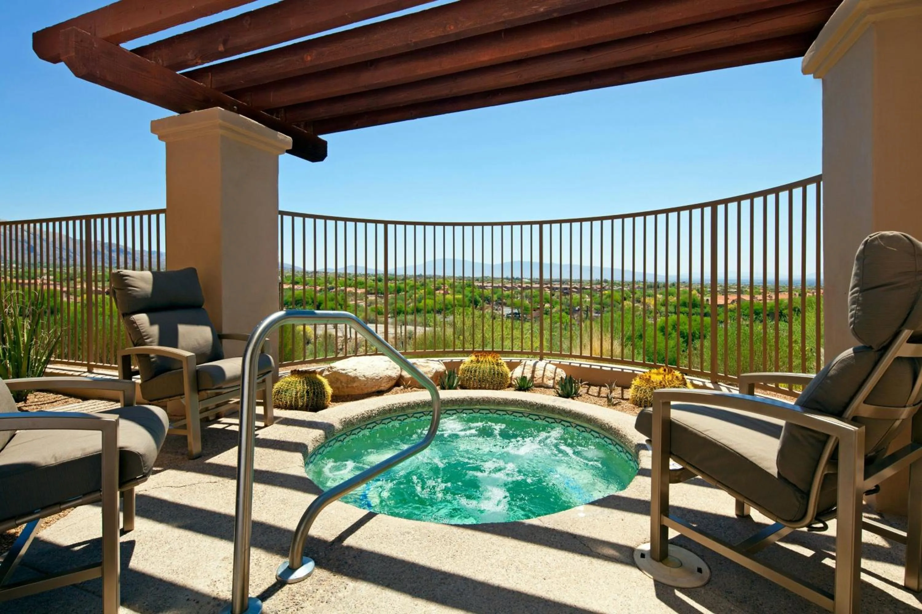 Swimming pool in The Westin La Paloma Resort & Spa