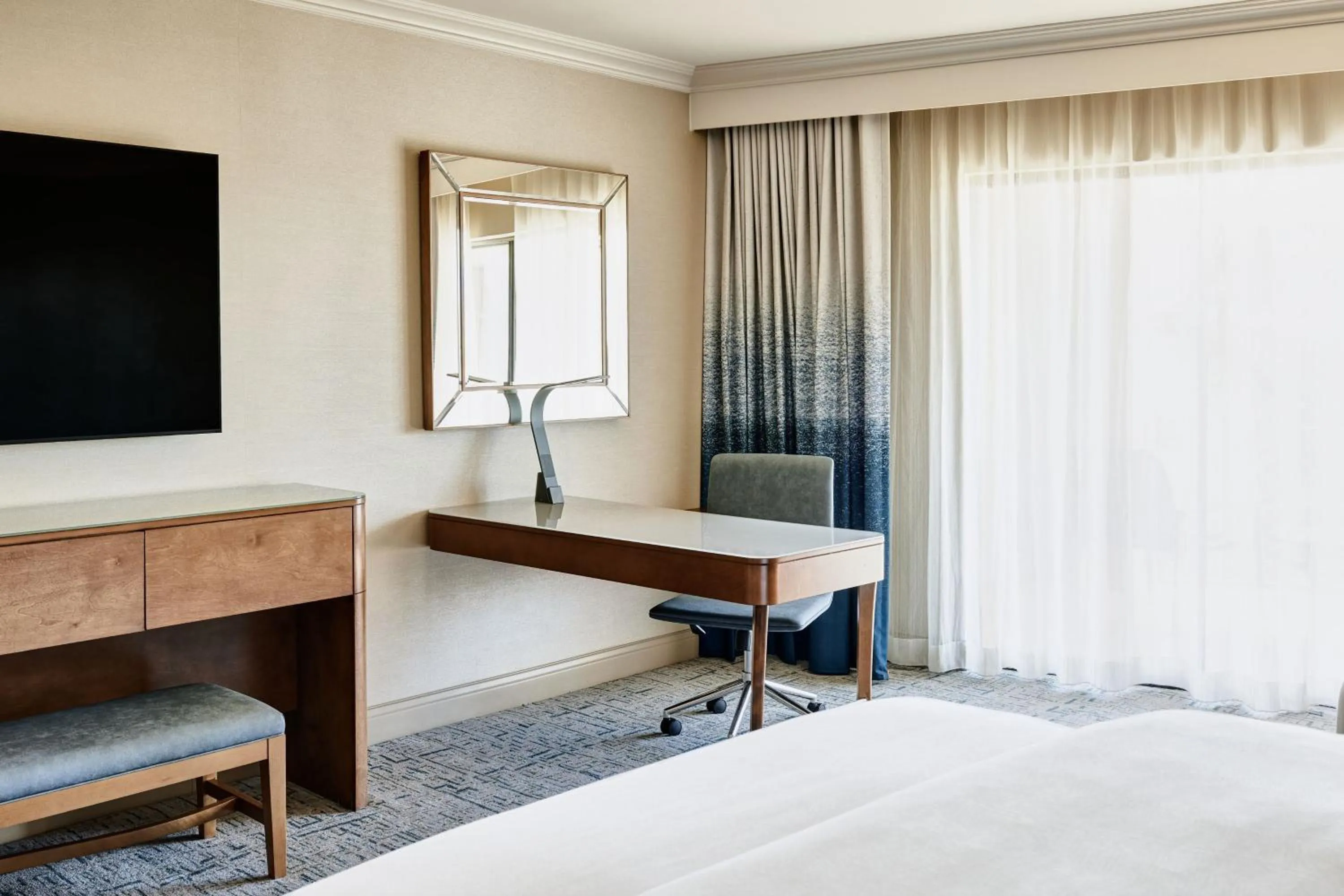 Photo of the whole room, Bed in The Westin La Paloma Resort & Spa