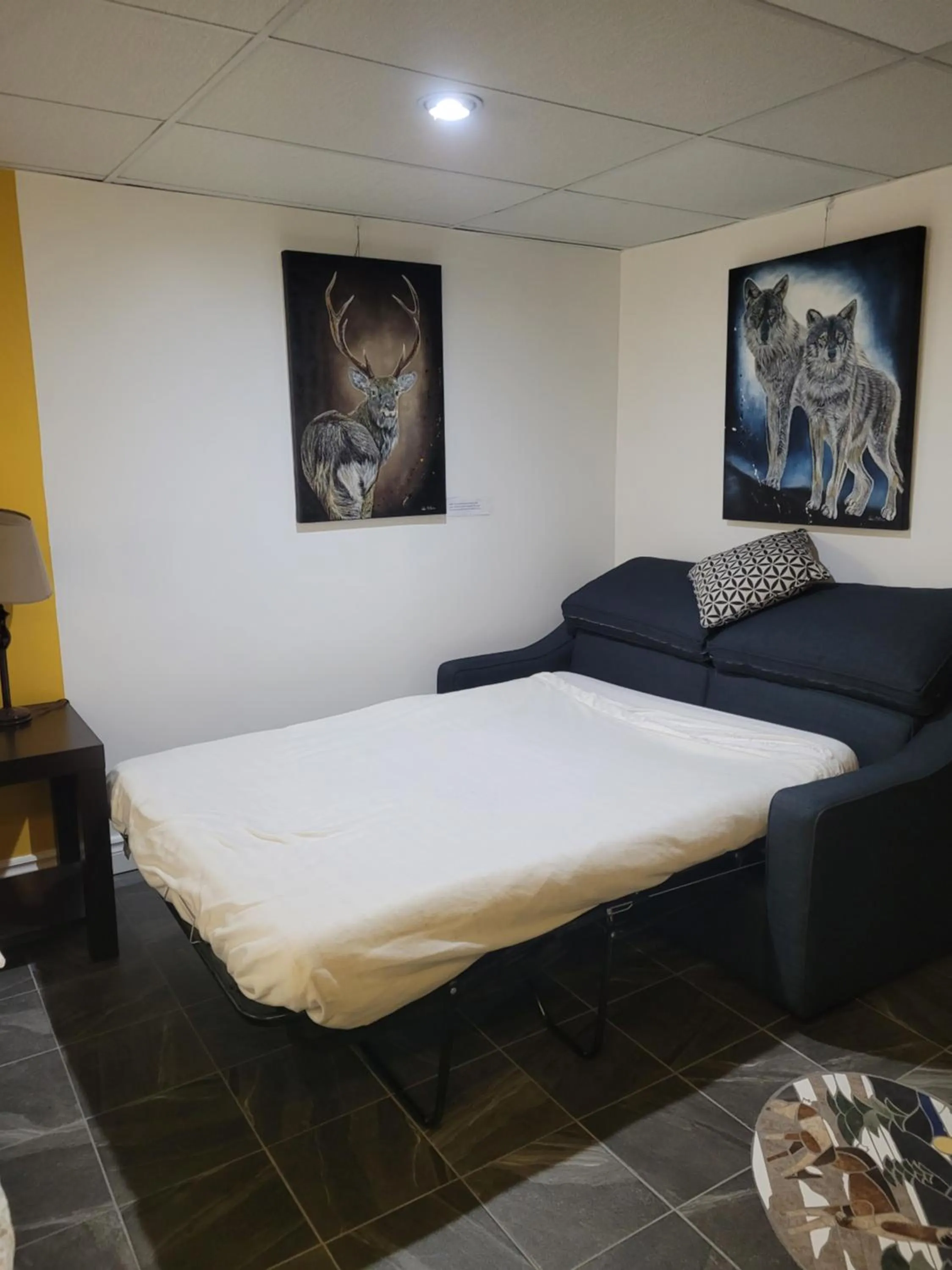 Bedroom, Bed in Studio Bellevue