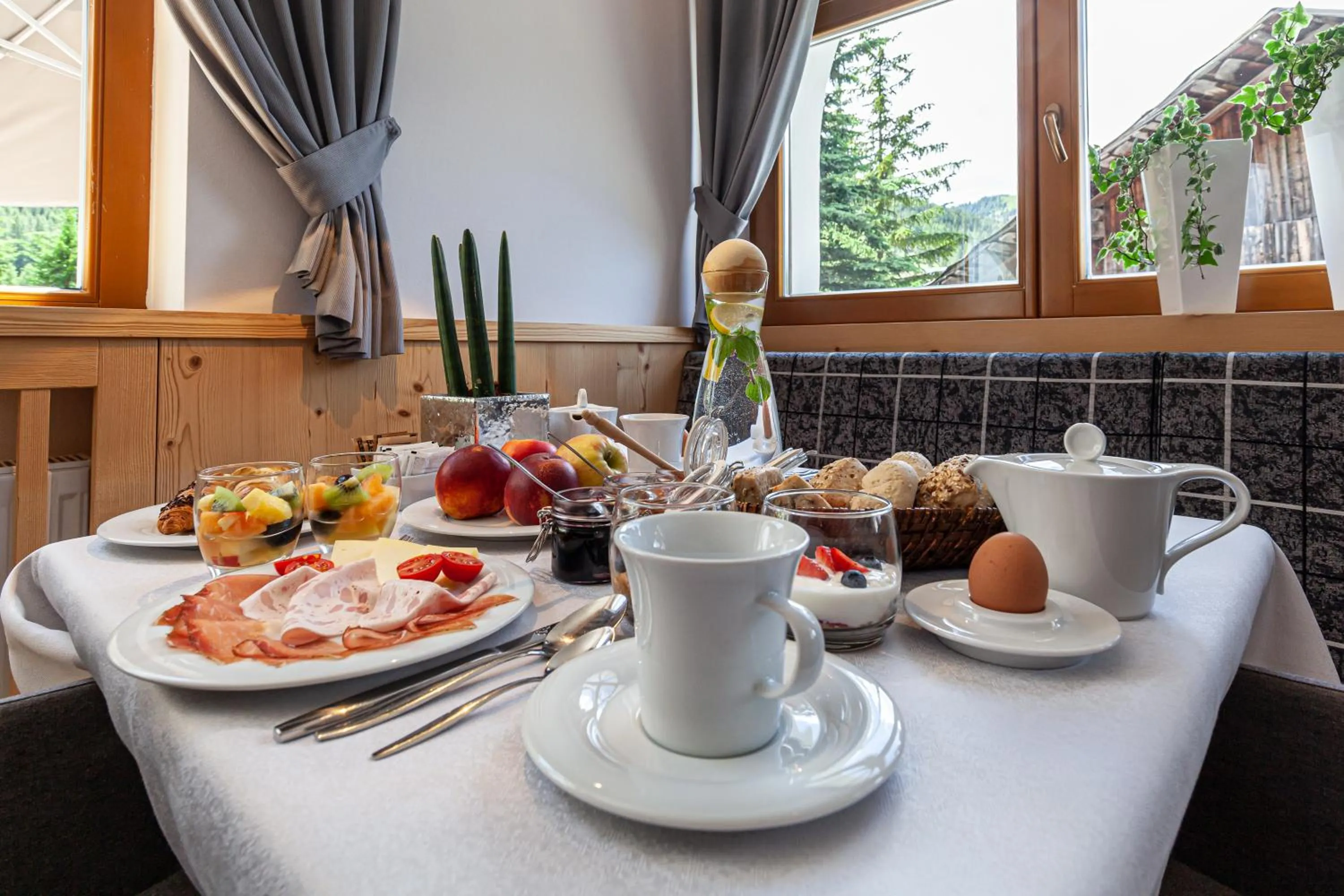 Food and drinks in Villa Flora Mountain Lodges