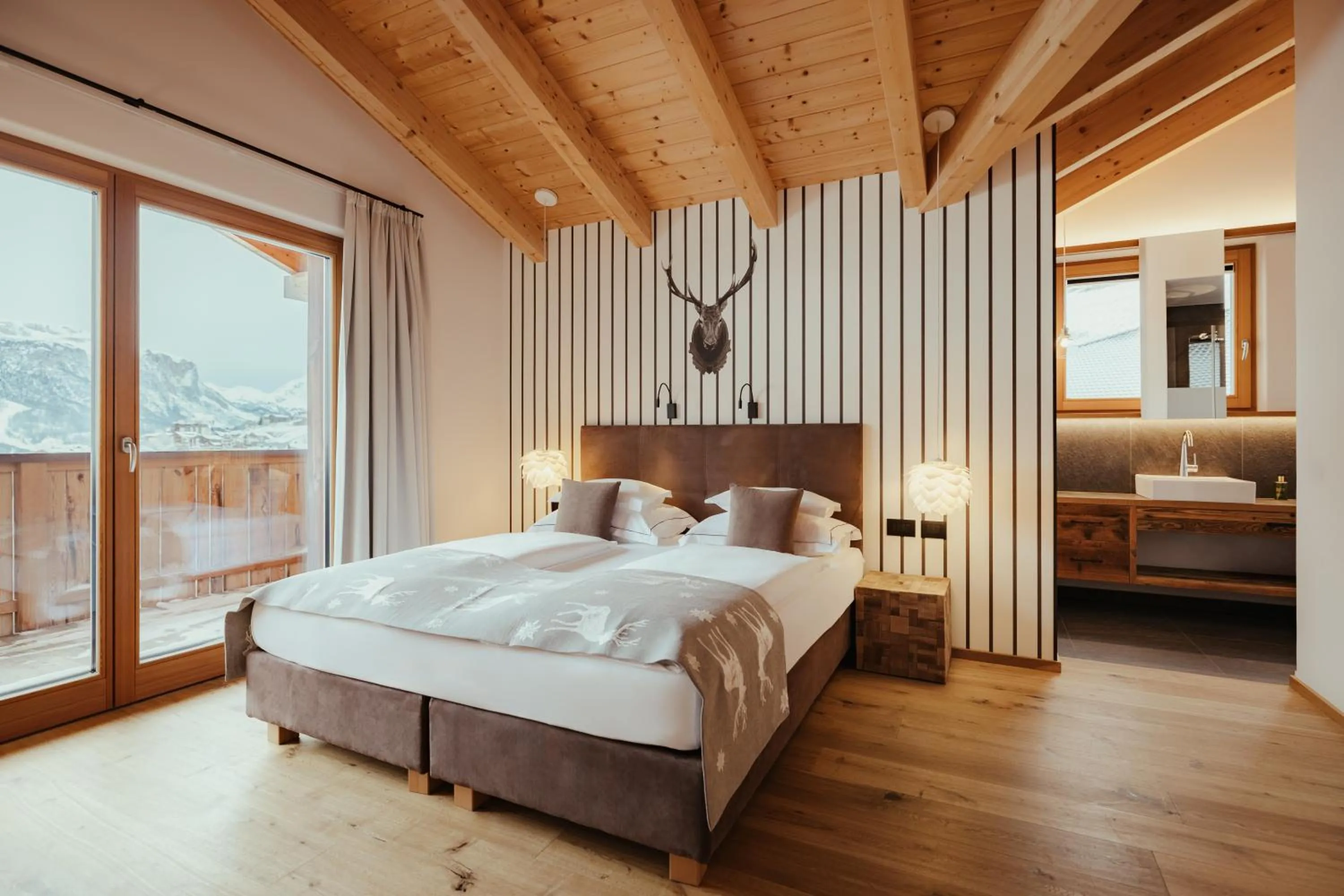 Bed in Villa Flora Mountain Lodges