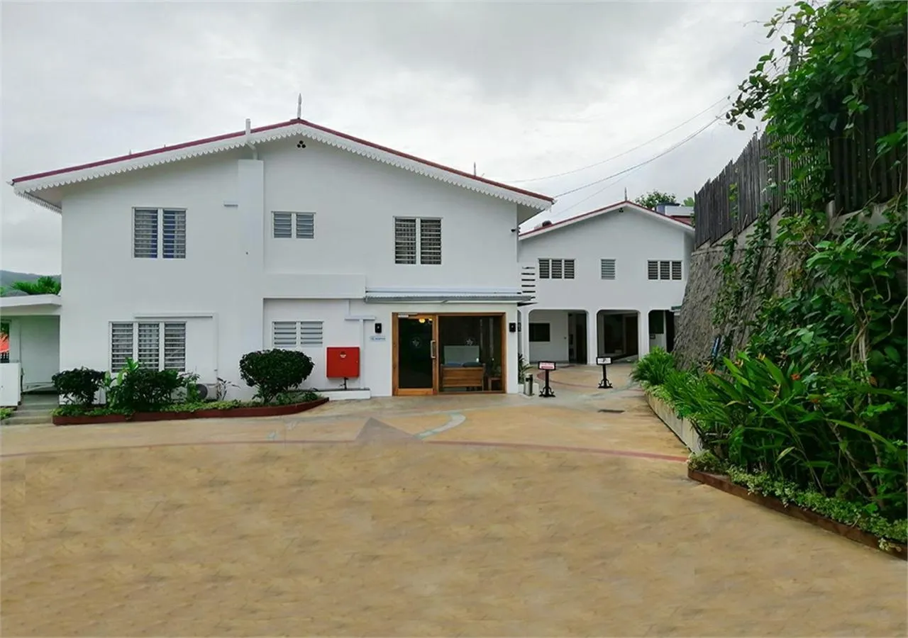 Le Relax Hotel and Restaurant