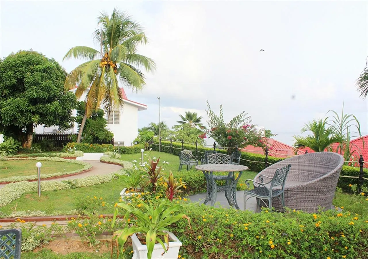 Le Relax Hotel and Restaurant