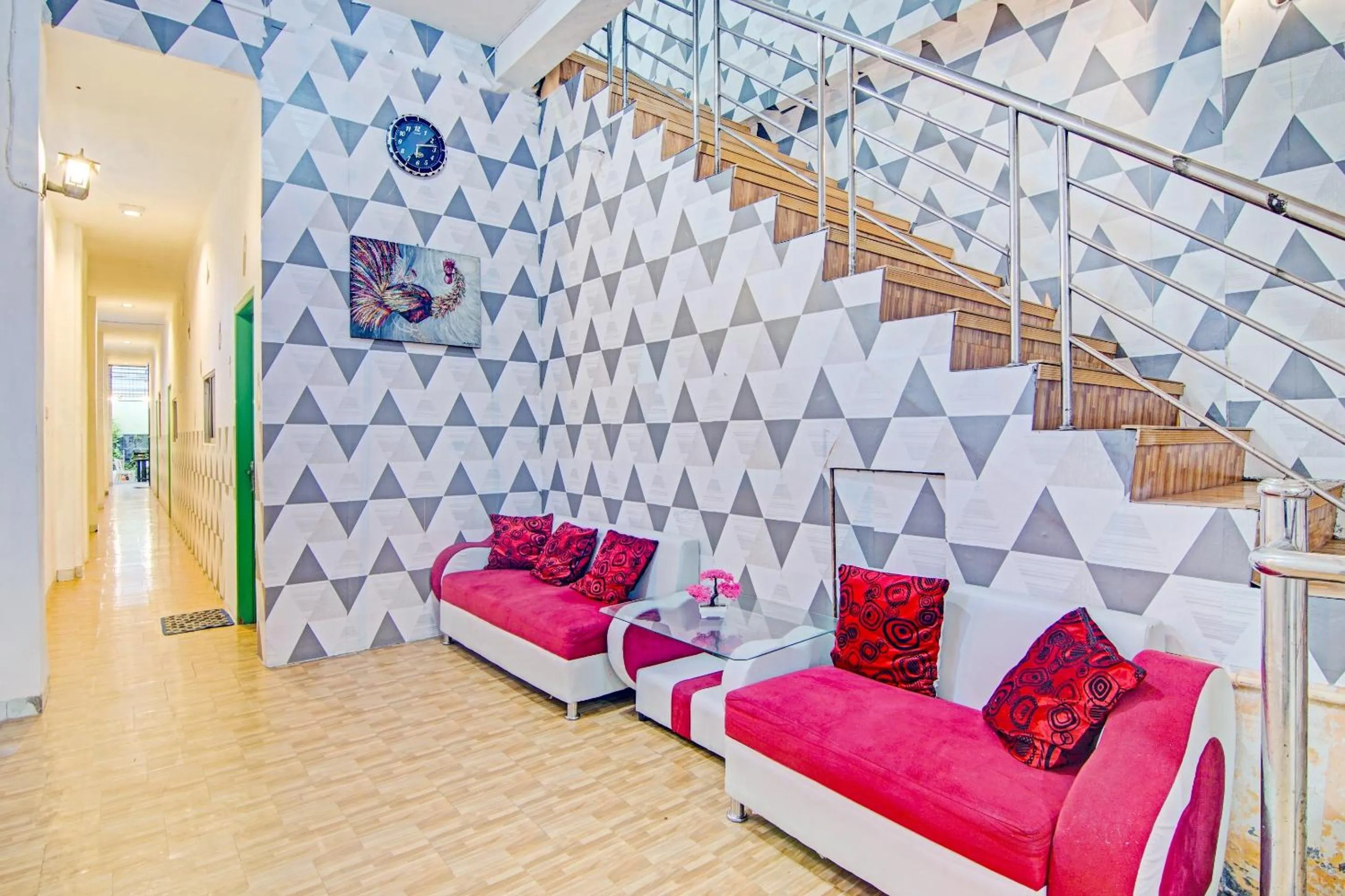 Lobby or reception in OYO 90615 Jojo Homestay