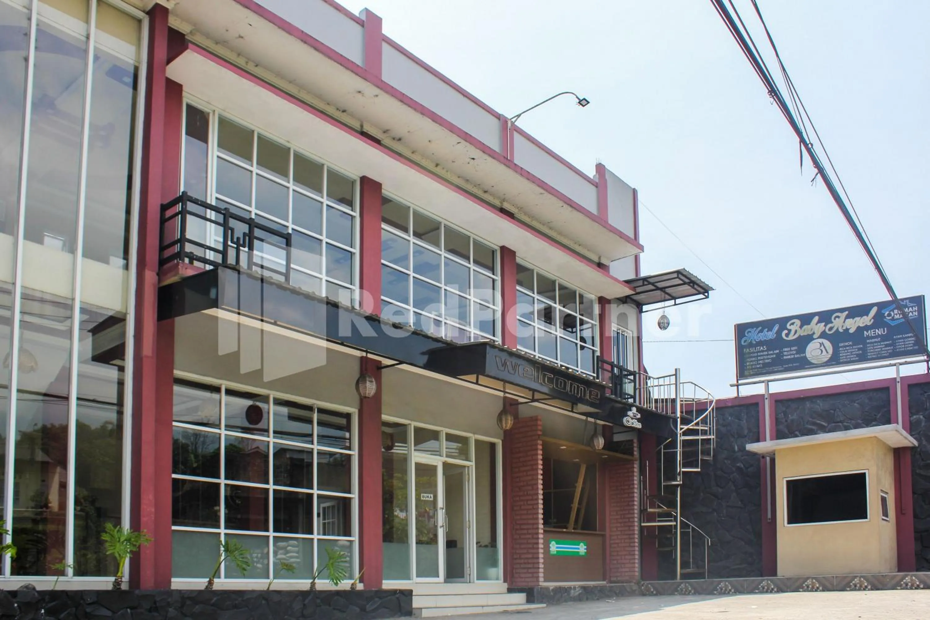 Property building in Hotel Baby Angel Dieng Mitra RedDoorz