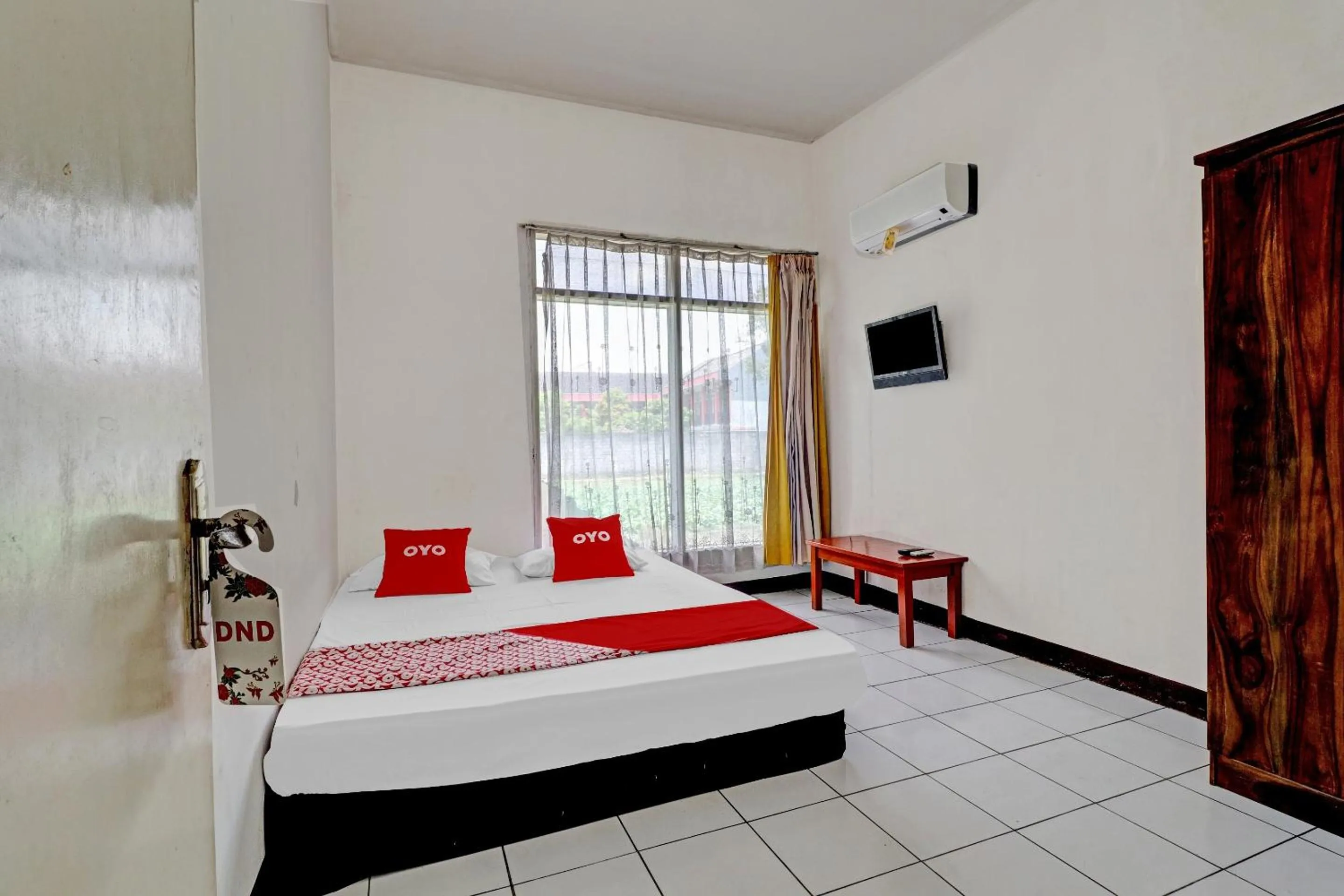 Bedroom in OYO 90621 Pondok 23