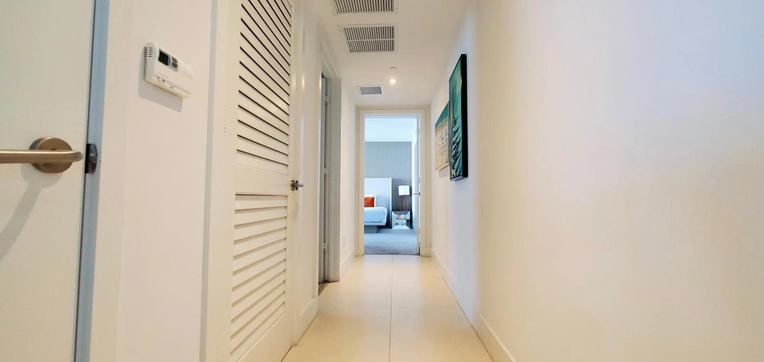 washing machine in Million Dollar View at Hyde Resort And Residences