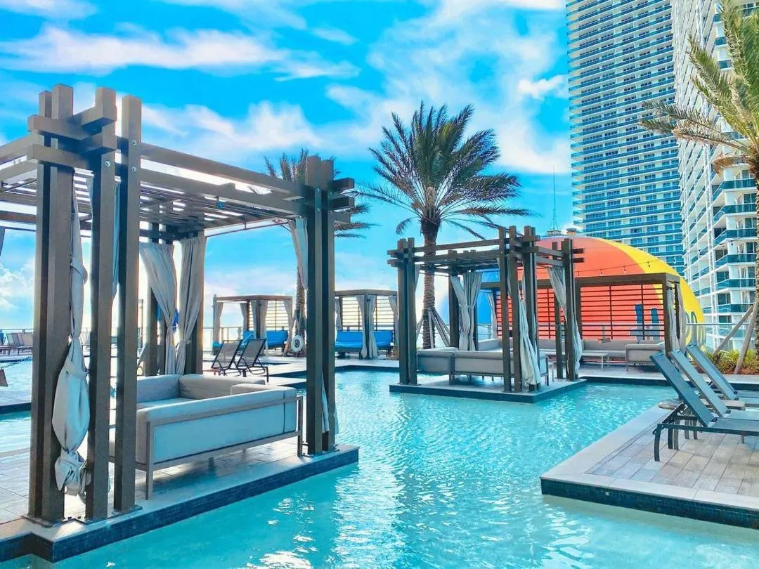 Swimming pool in Million Dollar View at Hyde Resort And Residences