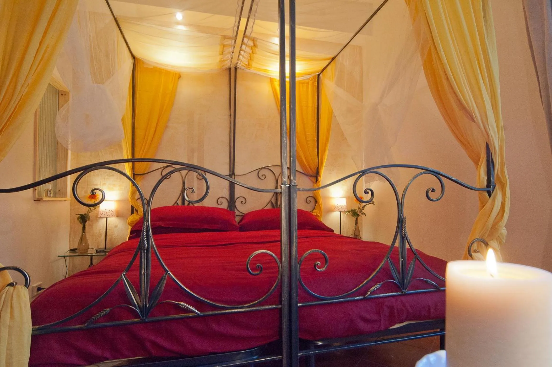 Bedroom in Light of Rome