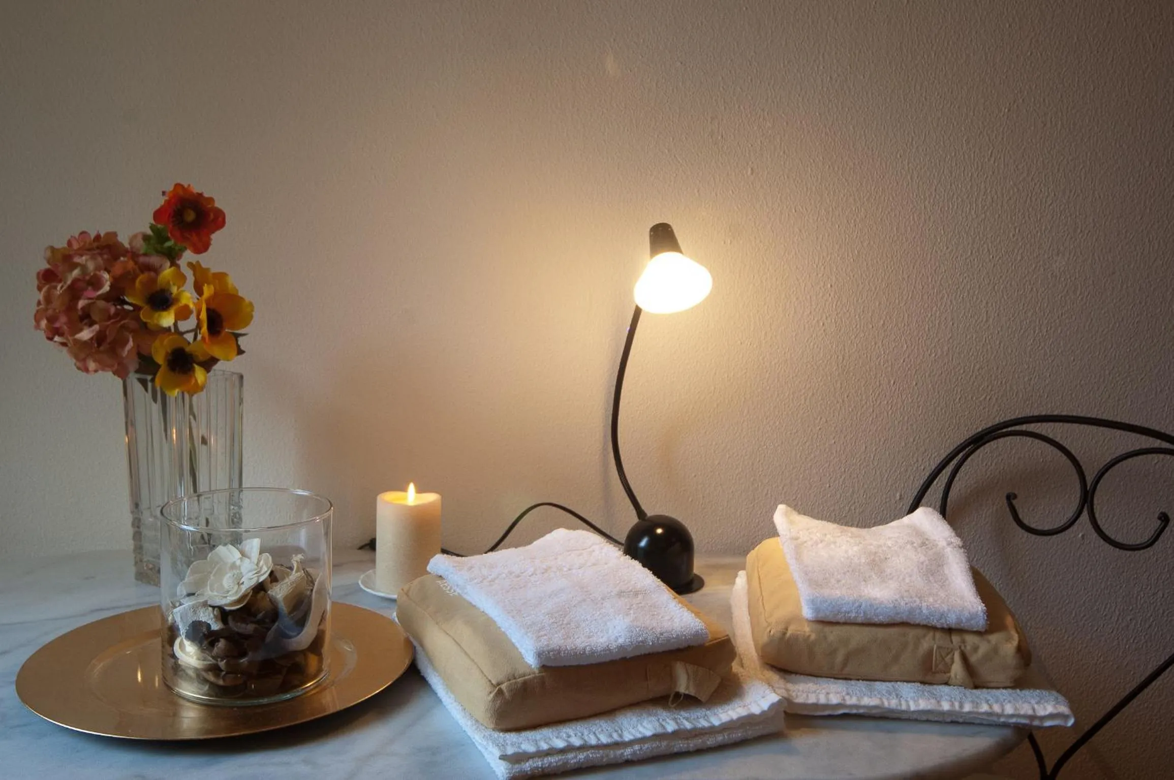 Bedroom in Light of Rome