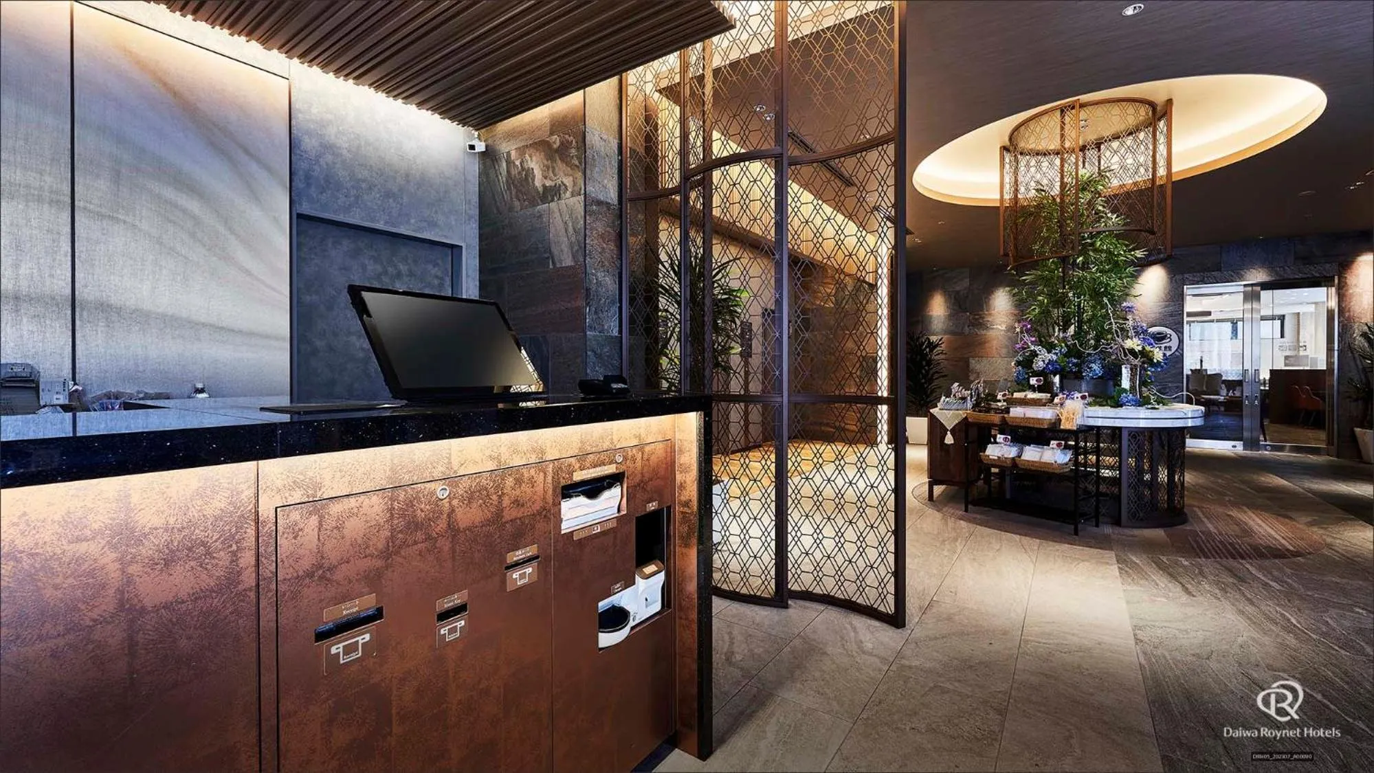 Lobby or reception in Daiwa Roynet Hotel Osaka Sakaisuji Honmachi PREMIER