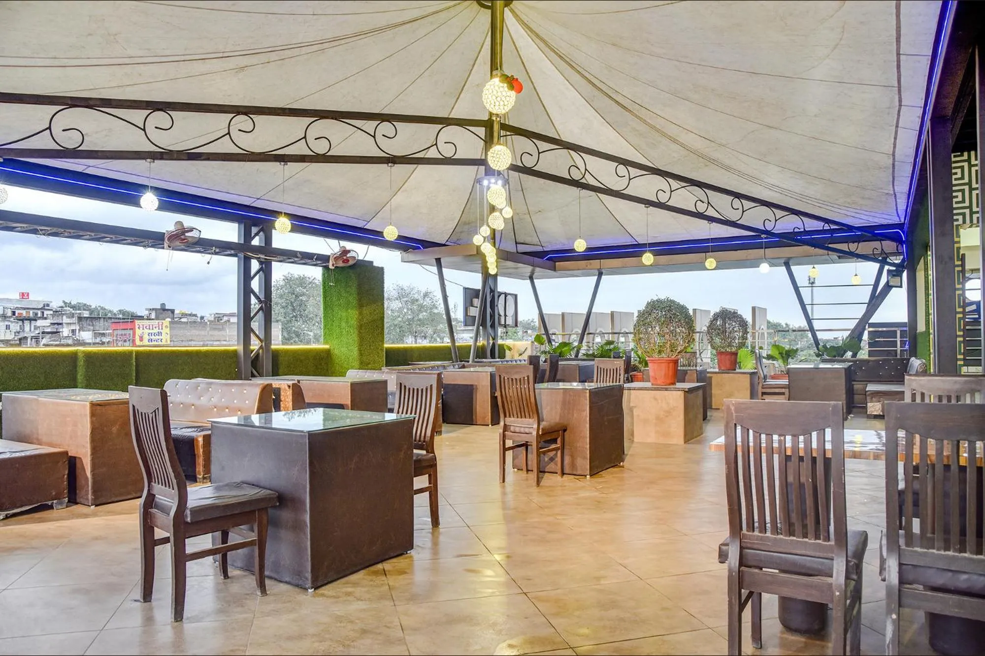 Restaurant/places to eat in FabHotel Prime OM Palace