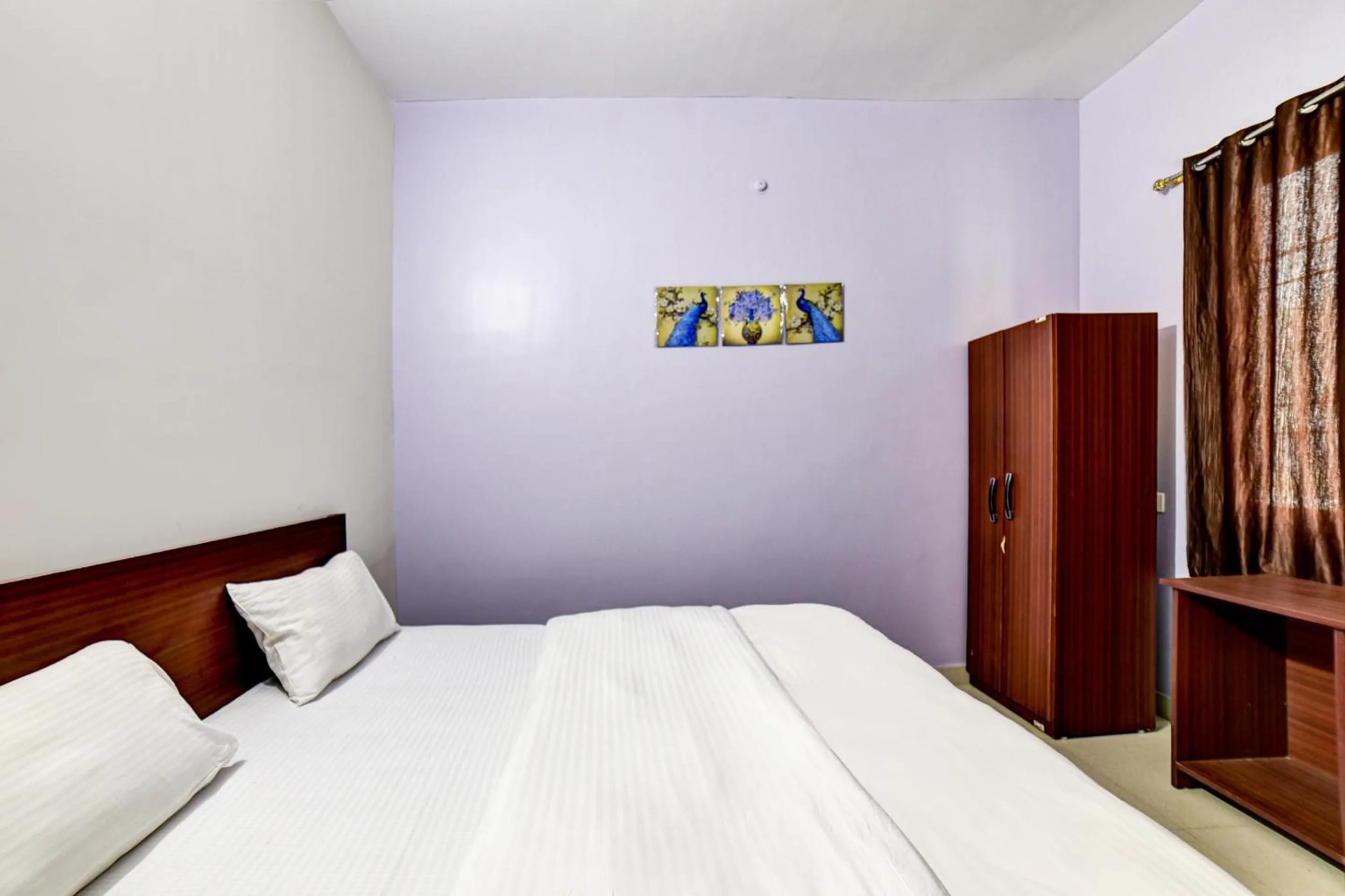 Bedroom, Bed in Hotel O The Hotel Quaint