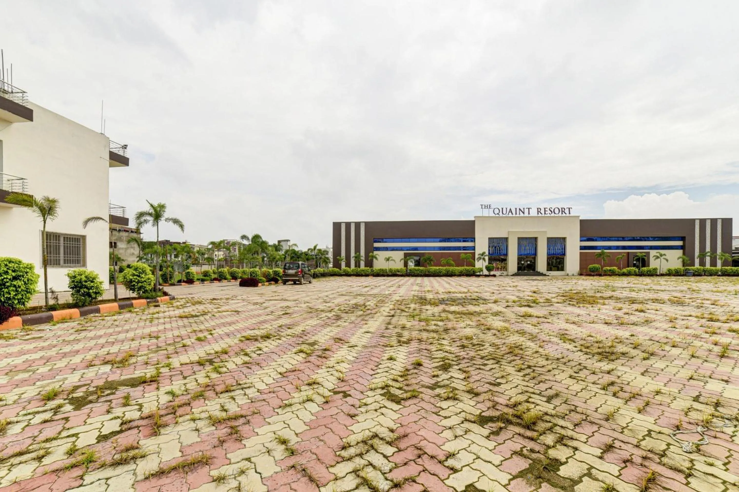 Facade/entrance in Hotel O The Hotel Quaint