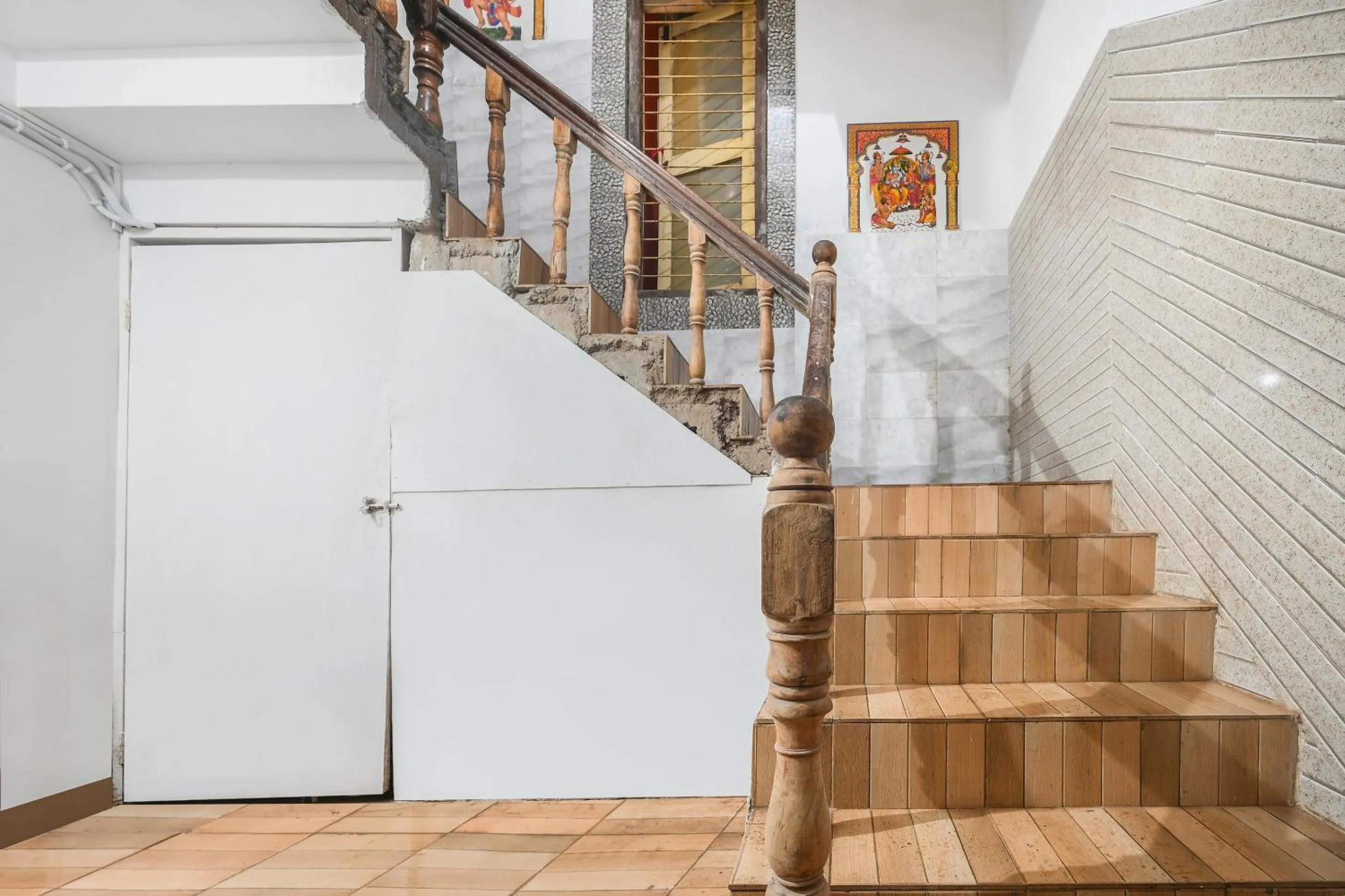 Lobby or reception in Hotel O ARES RESIDENCY