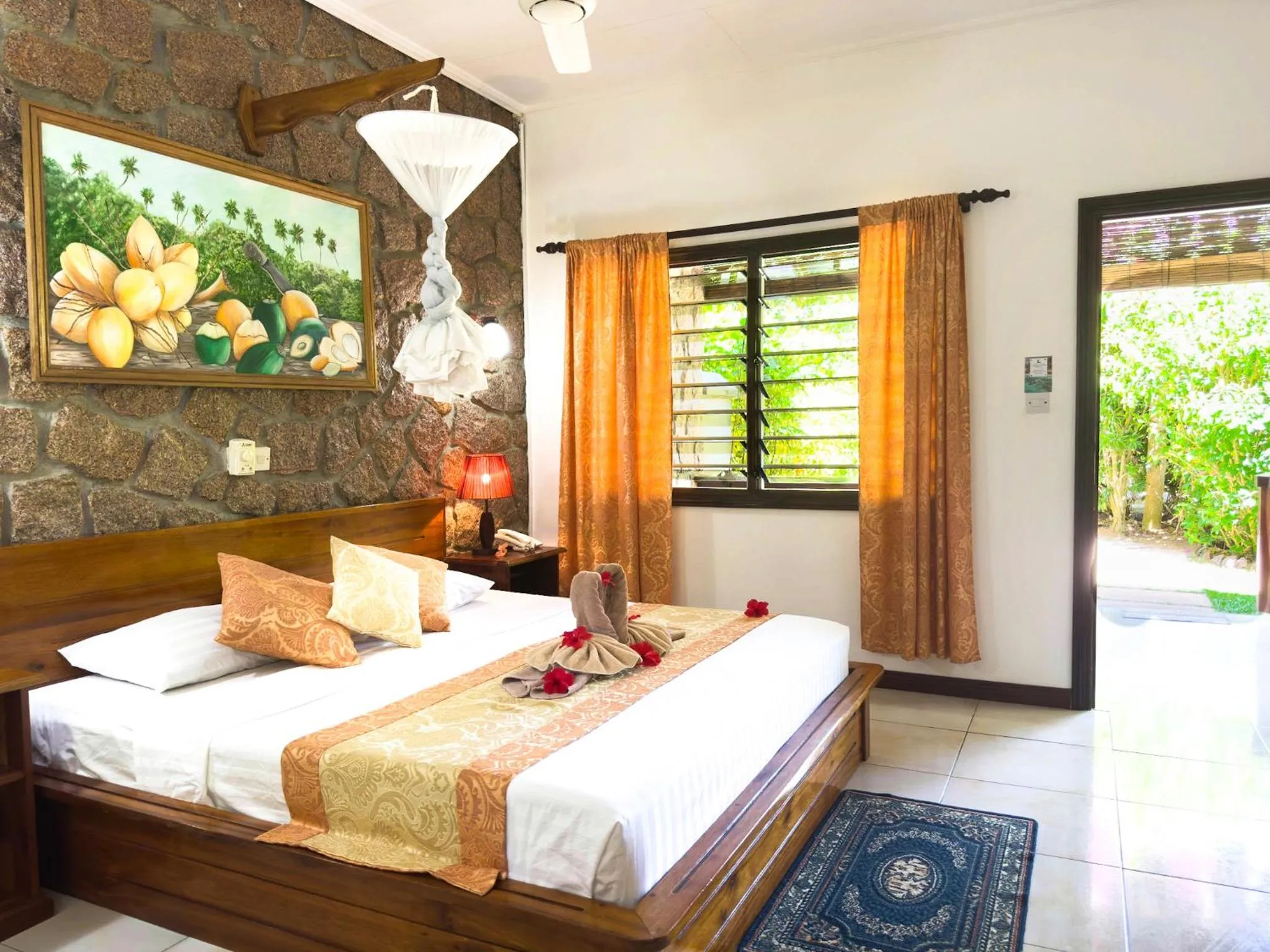 Bed in Cocotier du Rocher