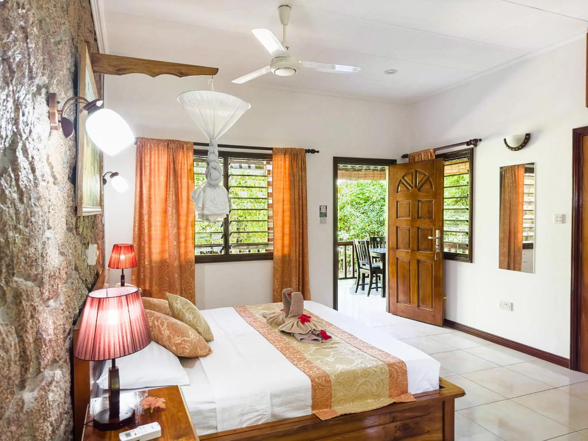 Bed in Cocotier du Rocher