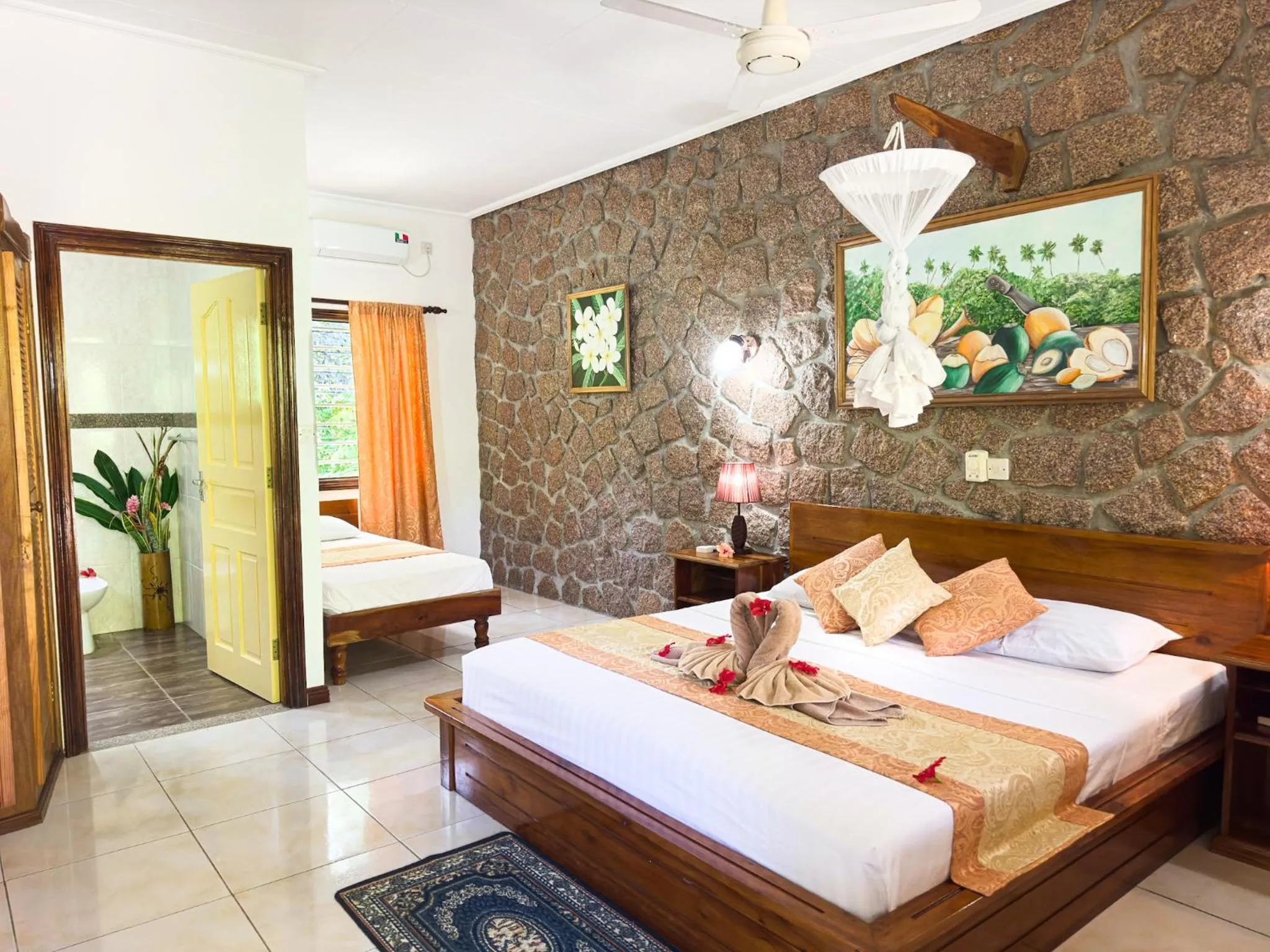 Bed in Cocotier du Rocher