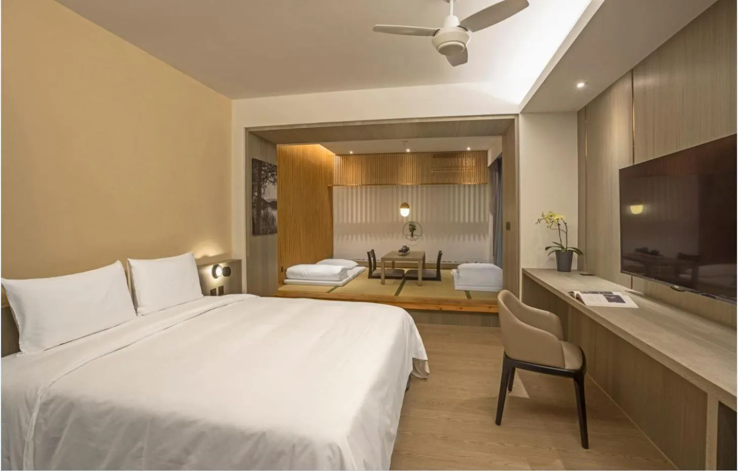 Bed in Hotelday Sun Moon Lake