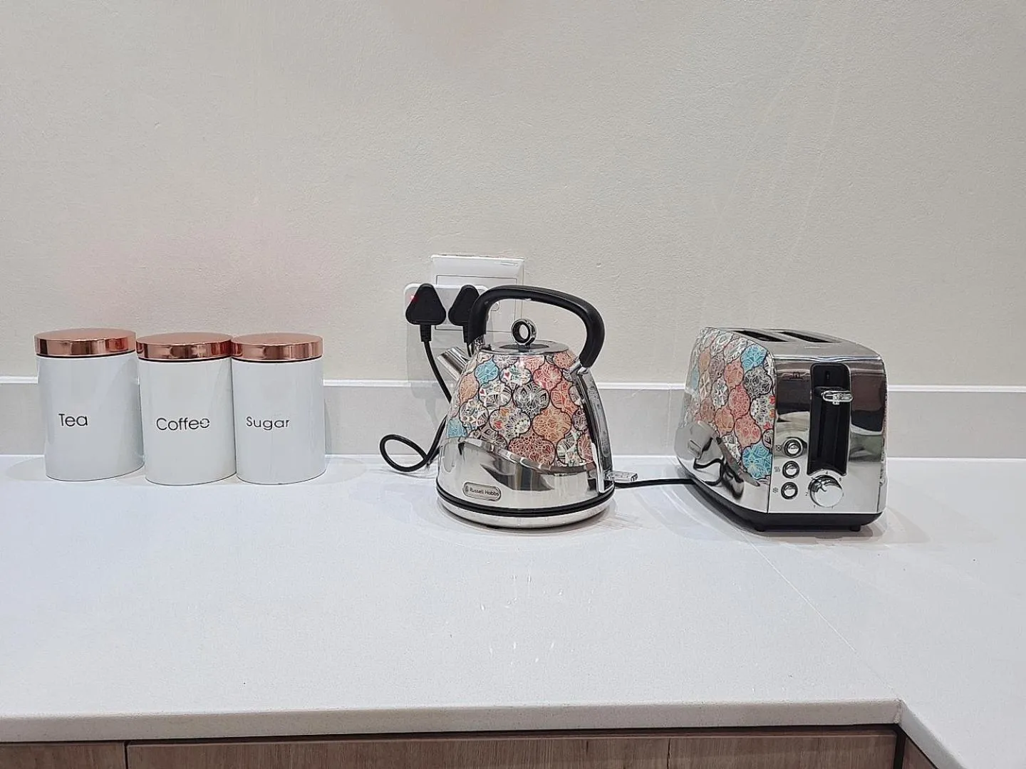 Coffee/tea facilities in Modern Executive Unit