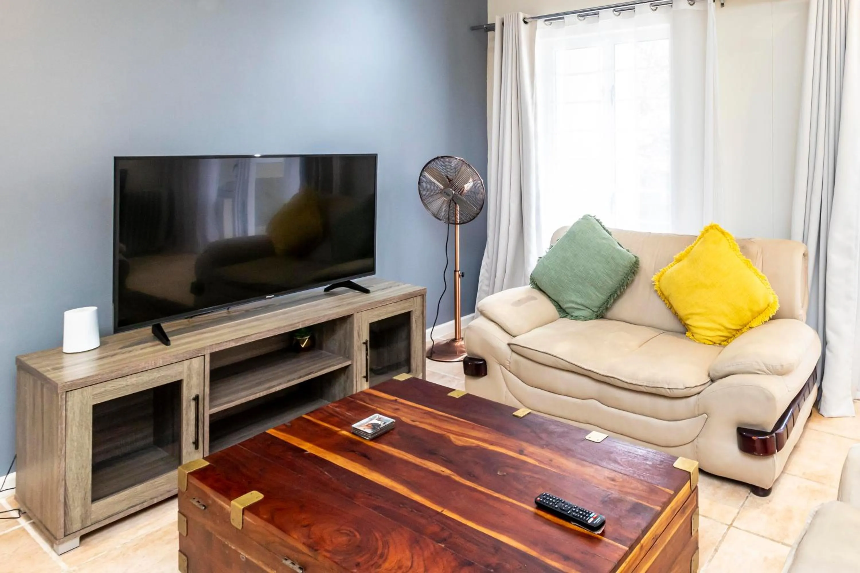 TV and multimedia in Modern Executive Unit