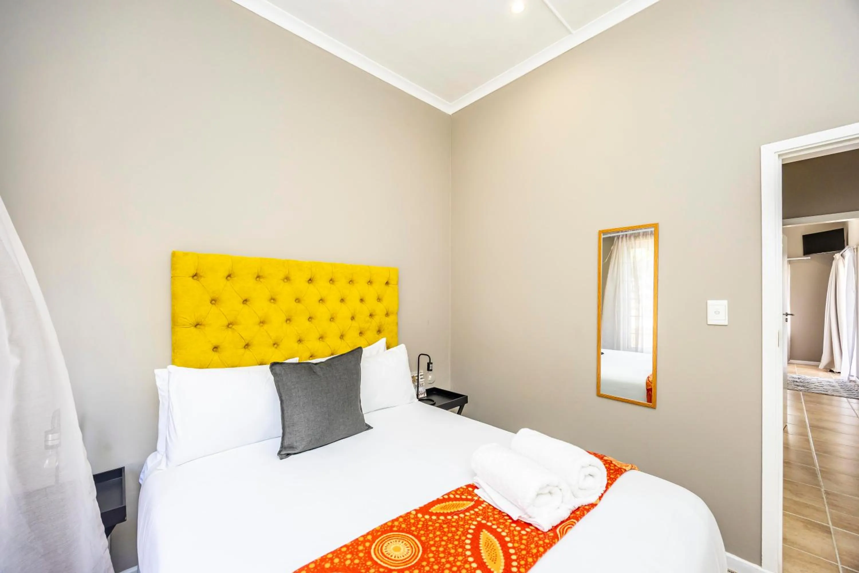 Bed in Modern Executive Unit