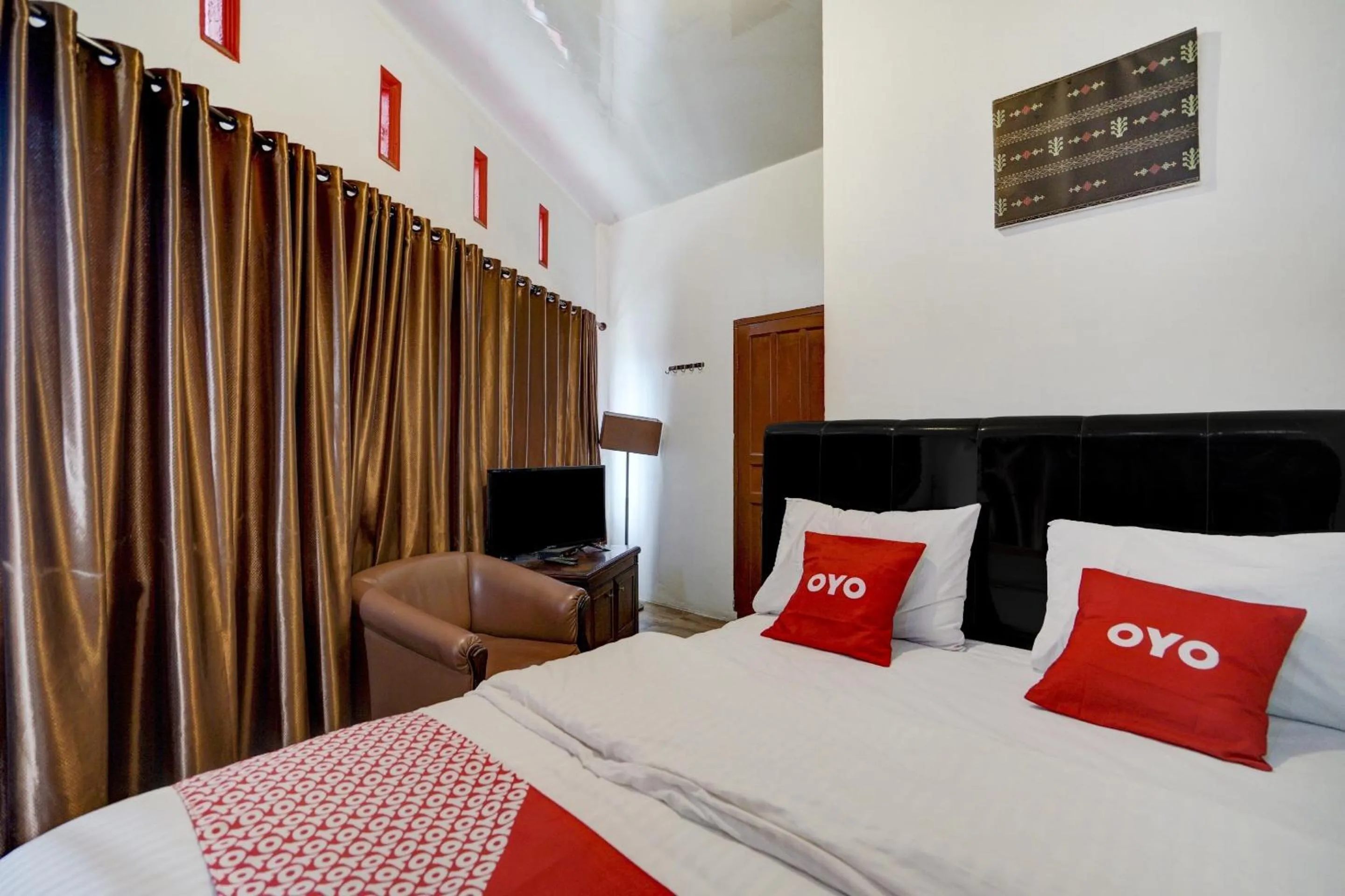 Bedroom, Bed in Hotel O Karisma Residence