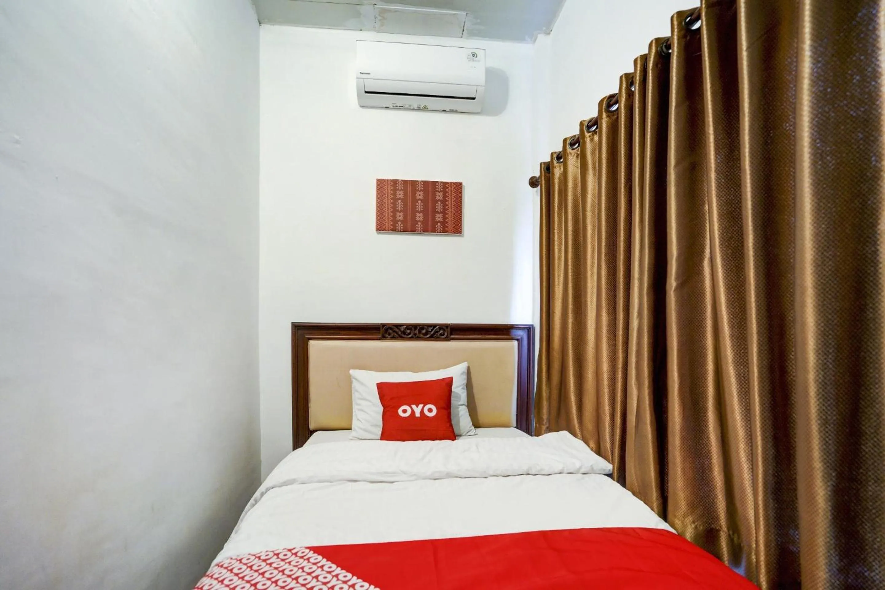 Bedroom, Bed in Hotel O Karisma Residence