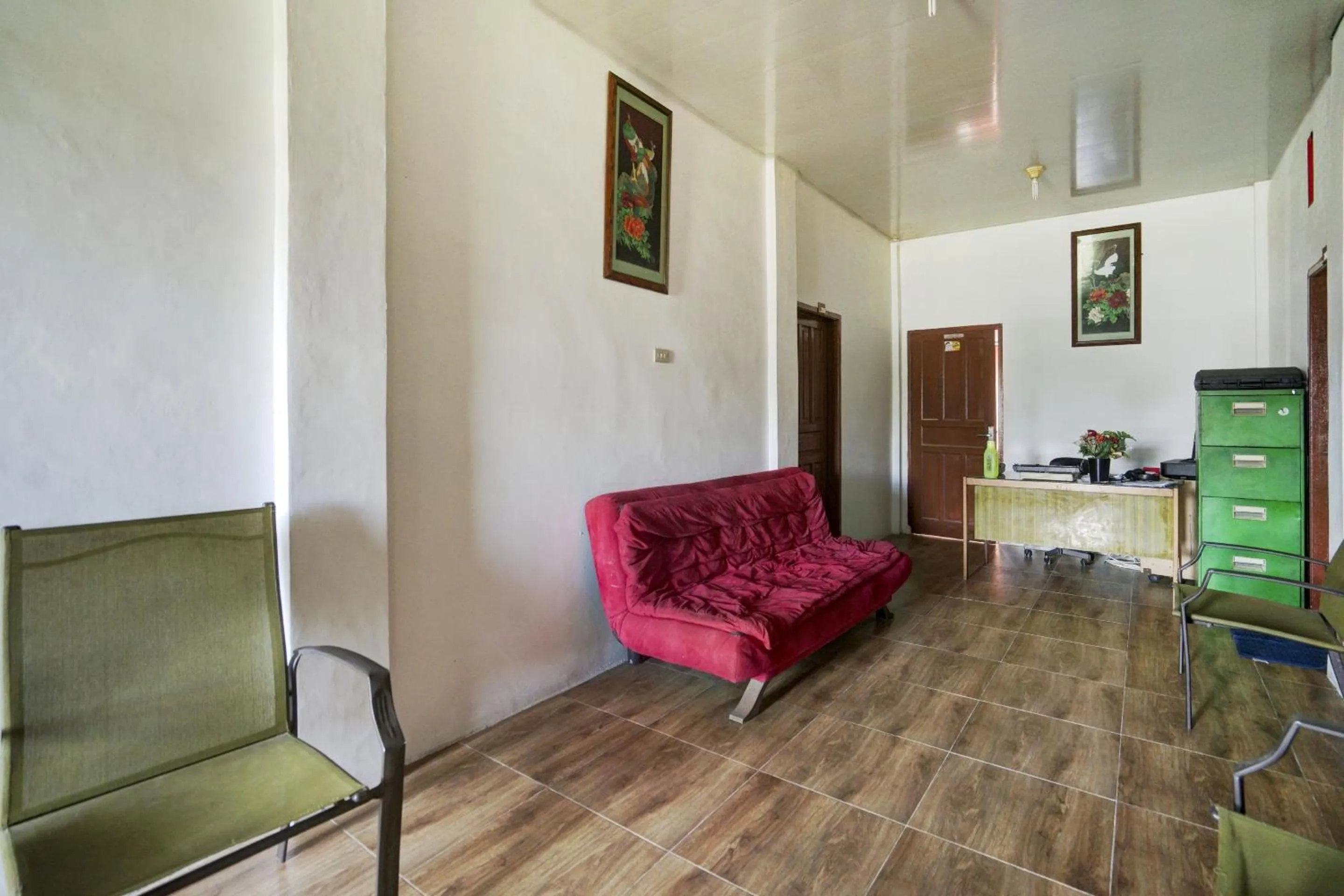 Lobby or reception in Hotel O Karisma Residence