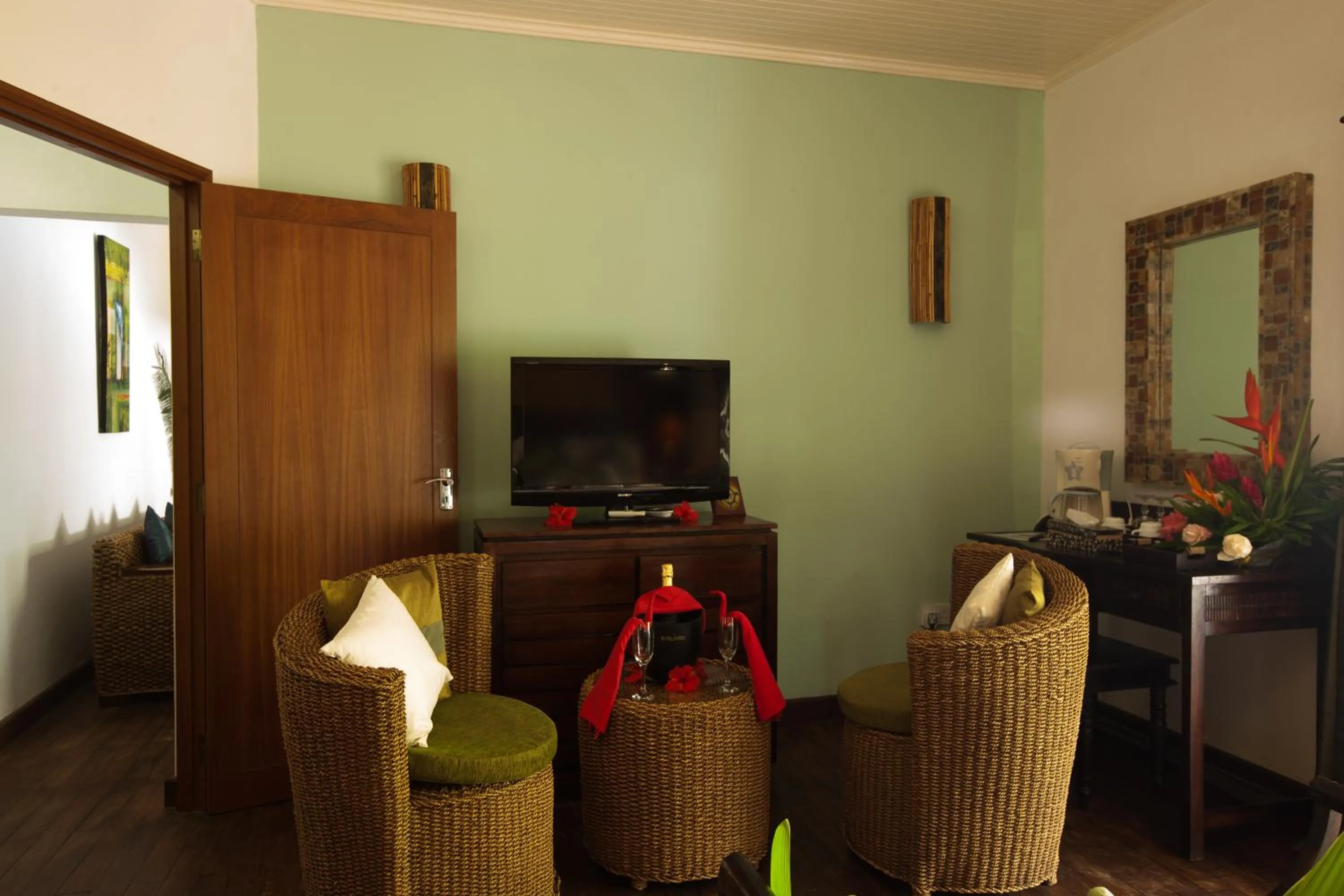 TV and multimedia in Le Relax Beach Resort