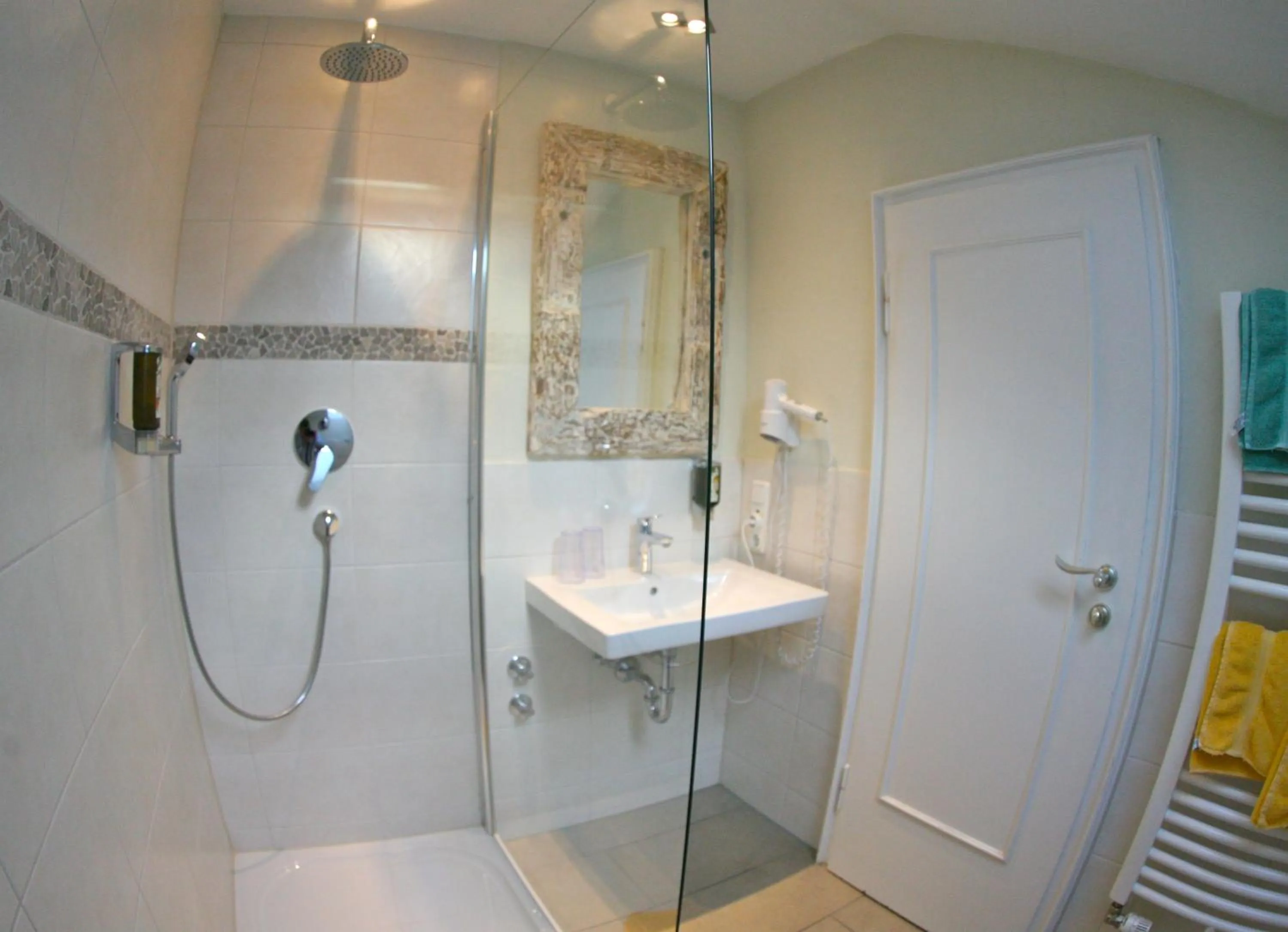 Bathroom in Alpenhof Garnihotel & Ferienwohnungen