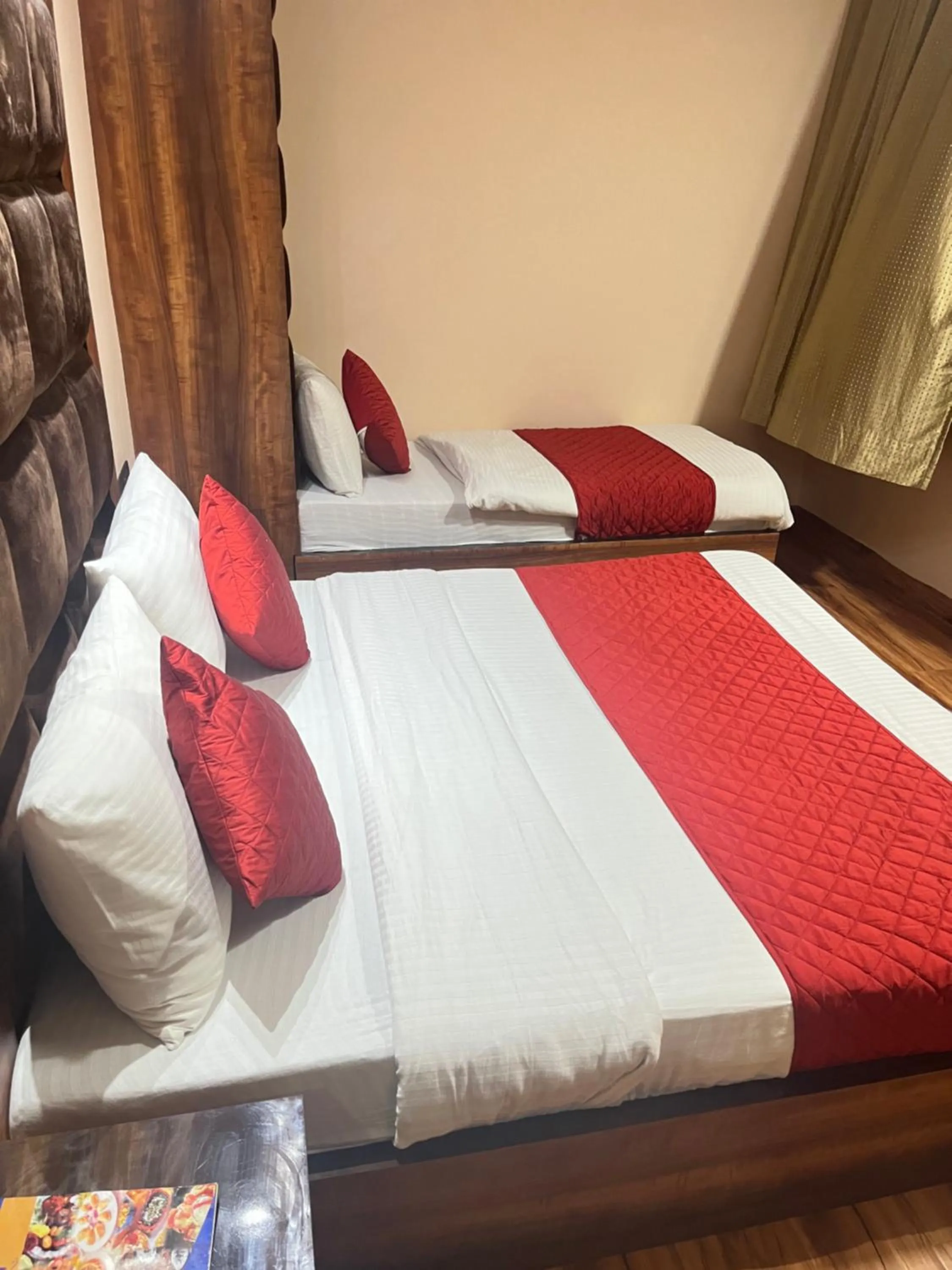 Bed in Hotel SHIMLA HERITAGE- Near B L K Hospital