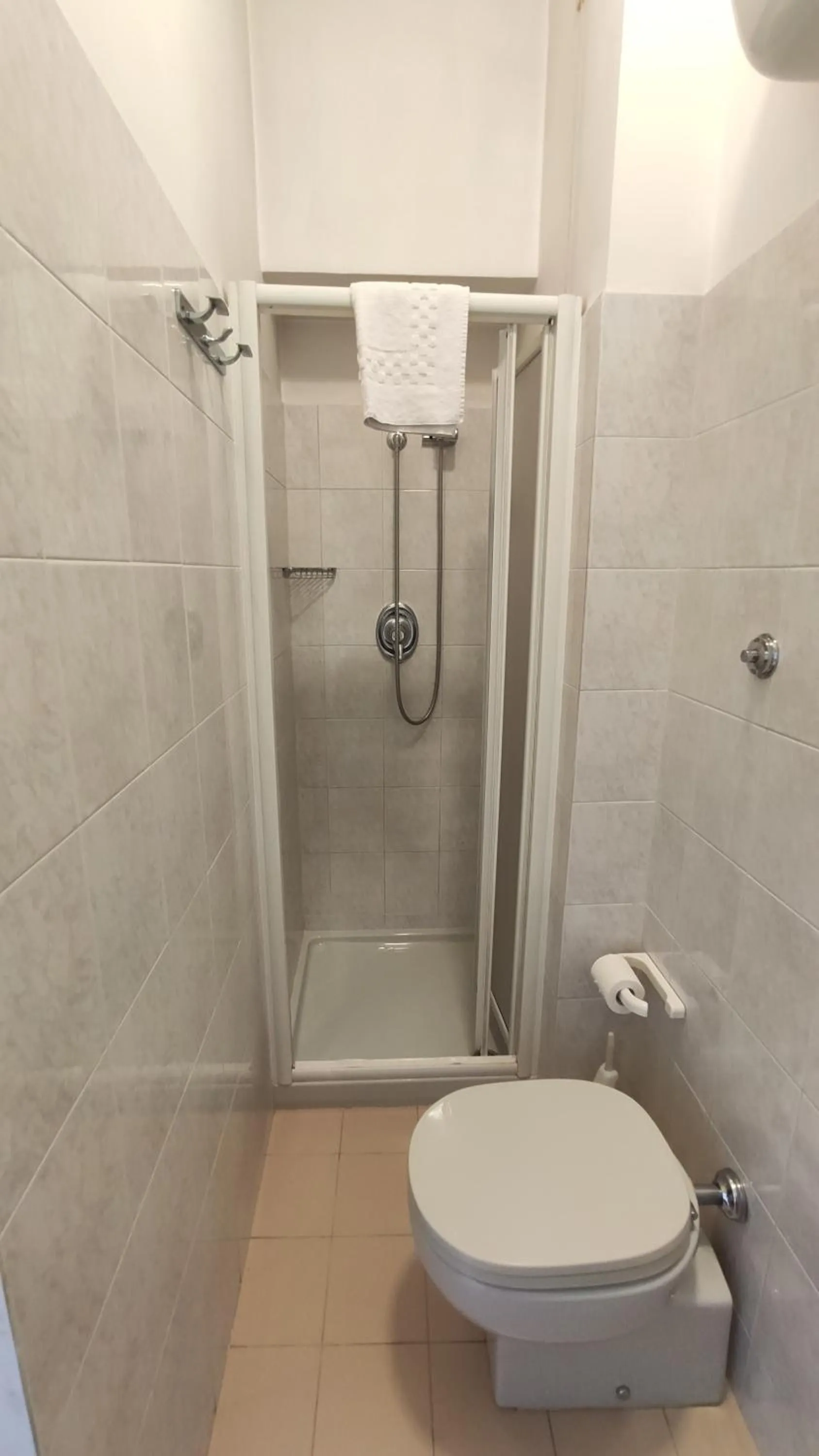 Bathroom in SAN JUAN DE RIBERA, Casa per Ferie