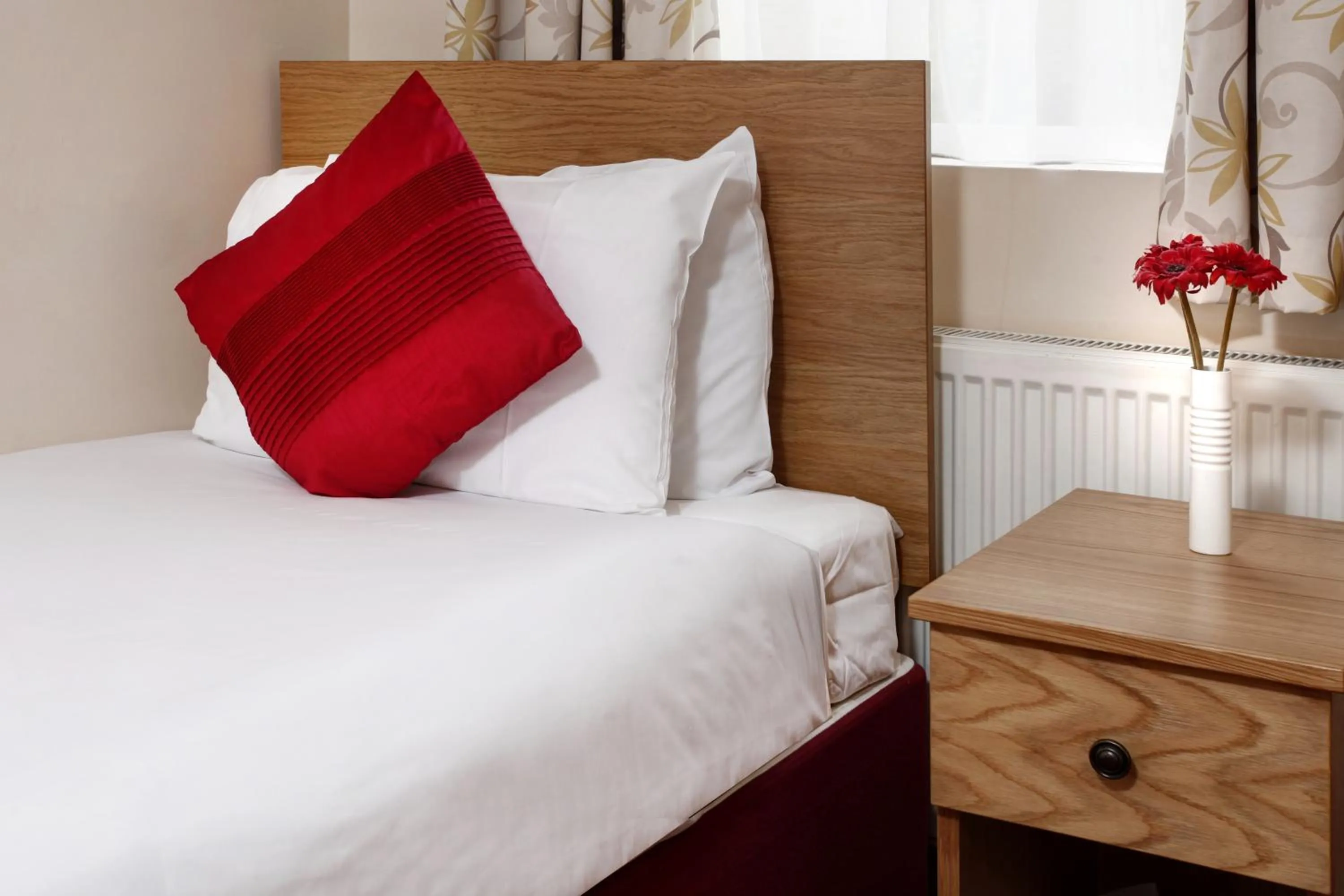 Bed in Best Western Greater London