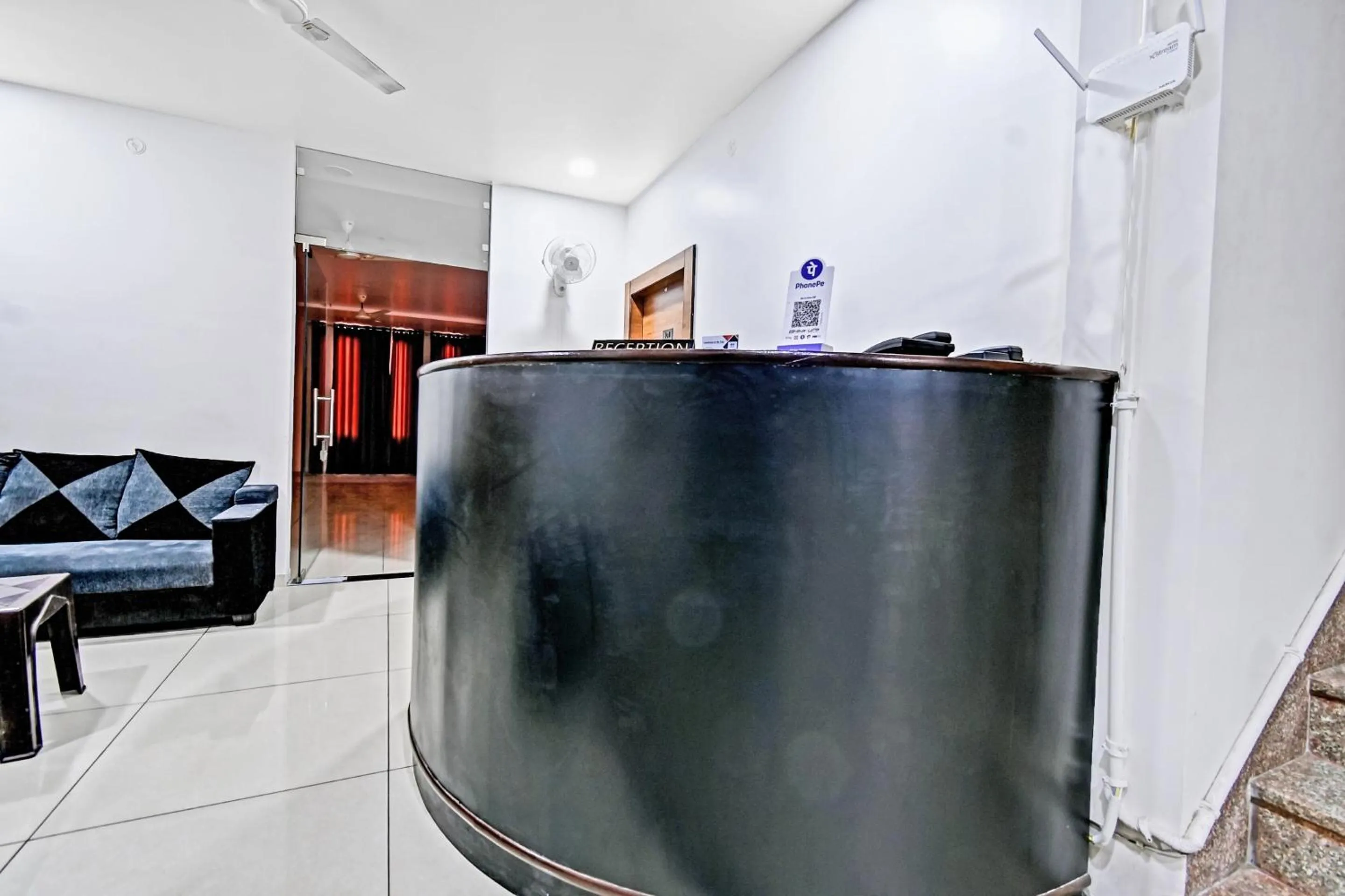 Lobby or reception in Super Townhouse by My Stay