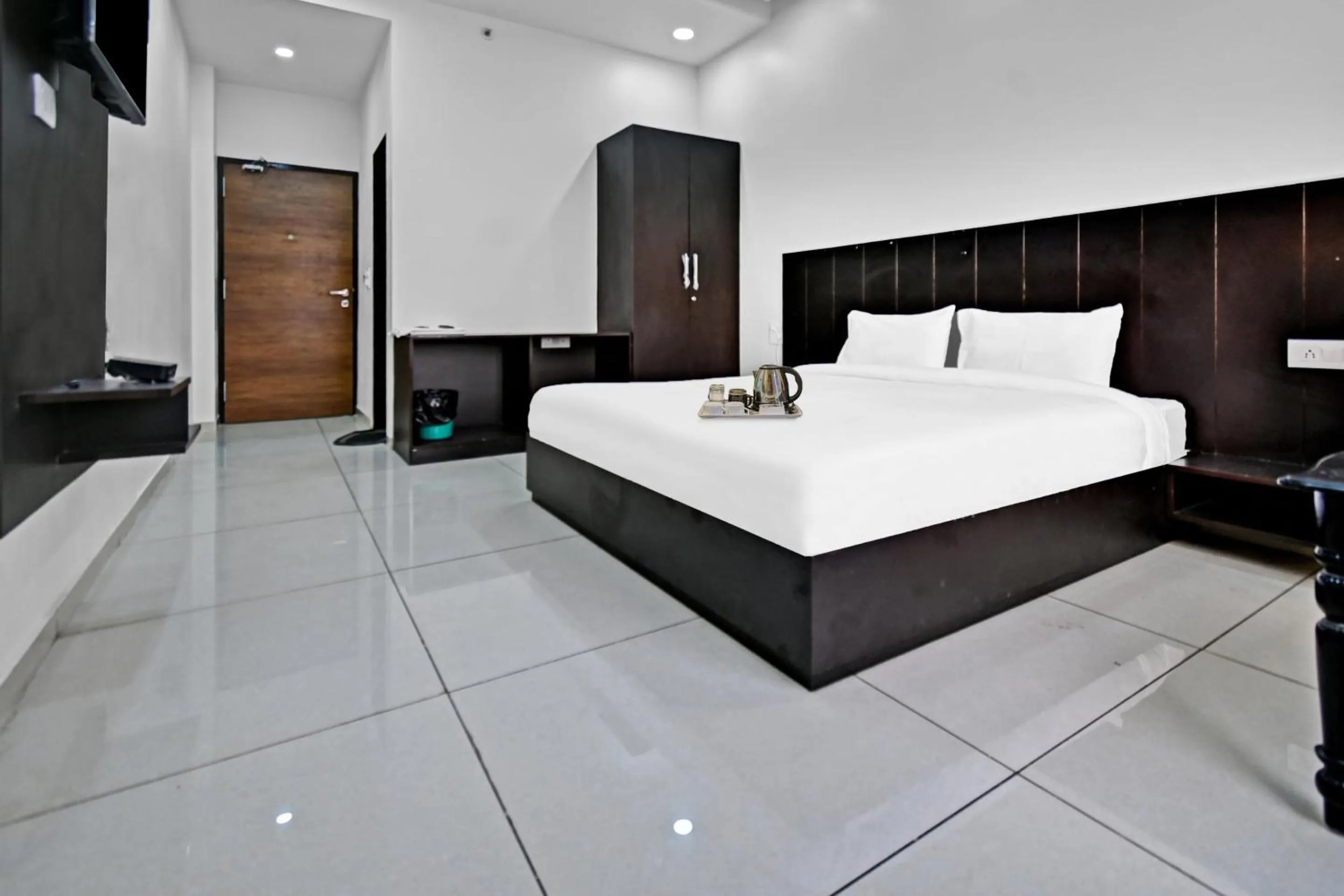 Lobby or reception, Bed in Super Townhouse by My Stay