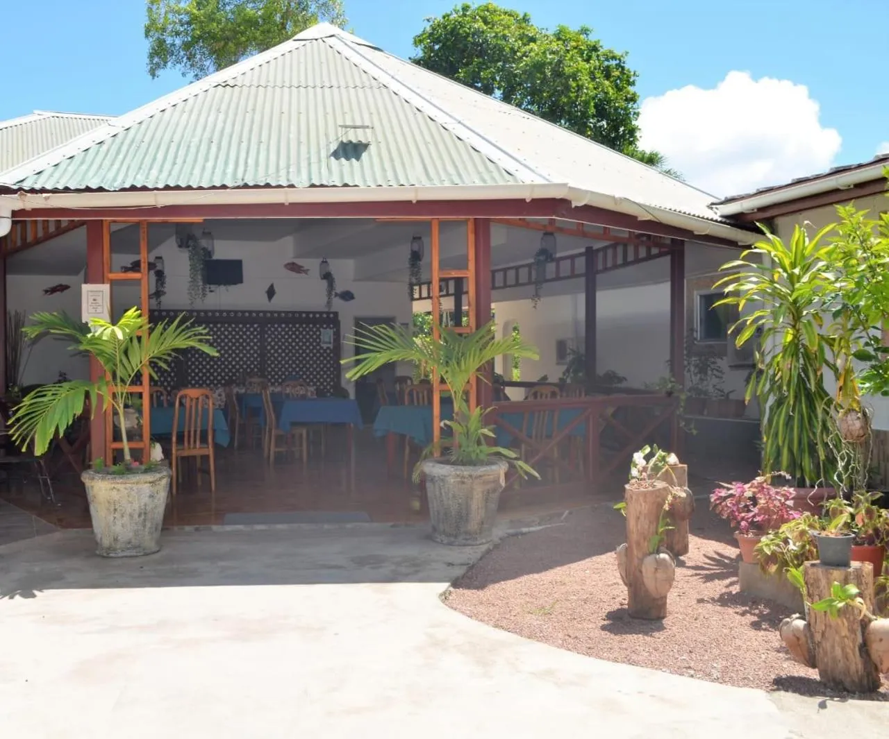 Rising Sun Guesthouse