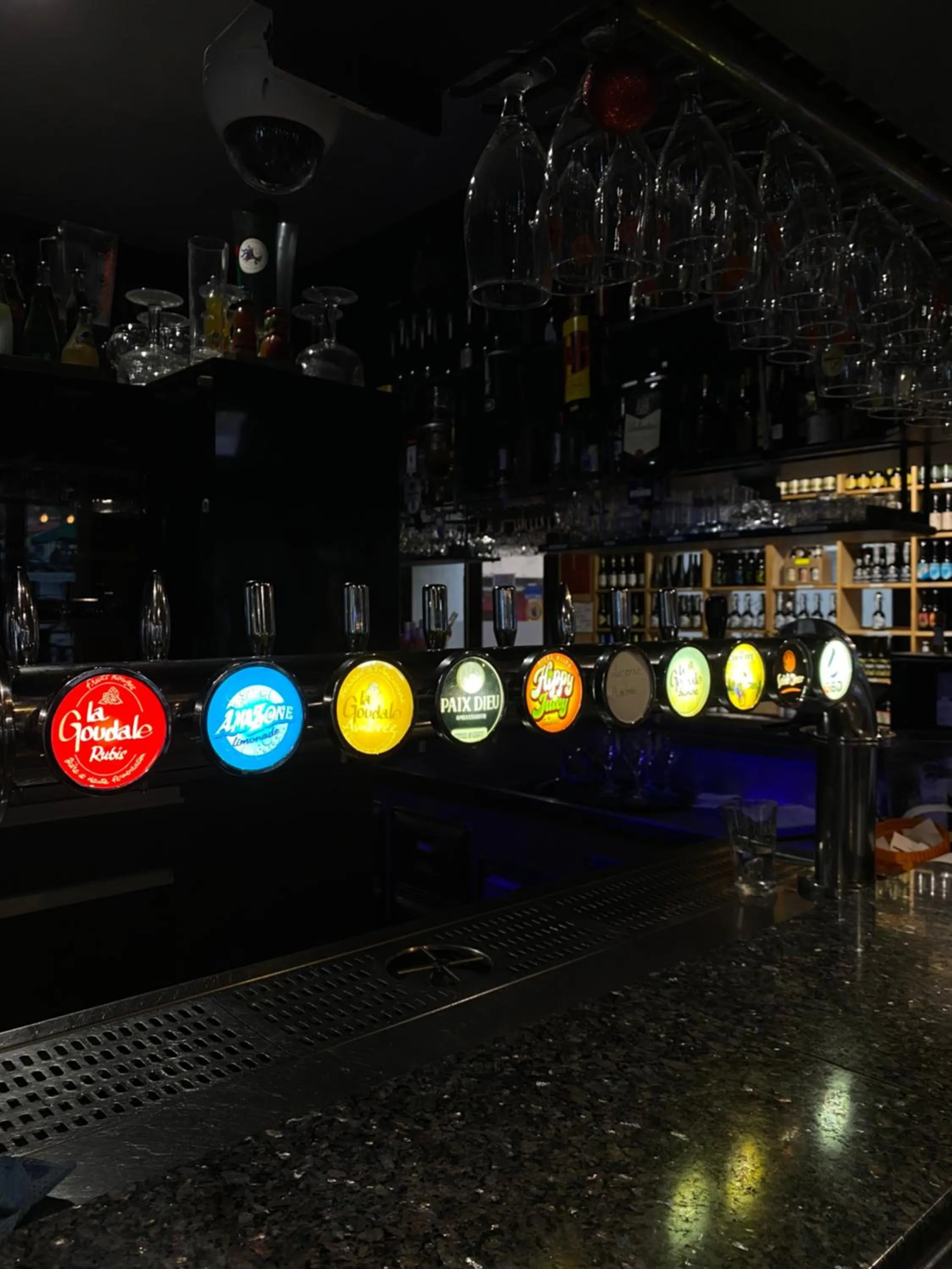 Restaurant/places to eat in Les Chambres de la bourse