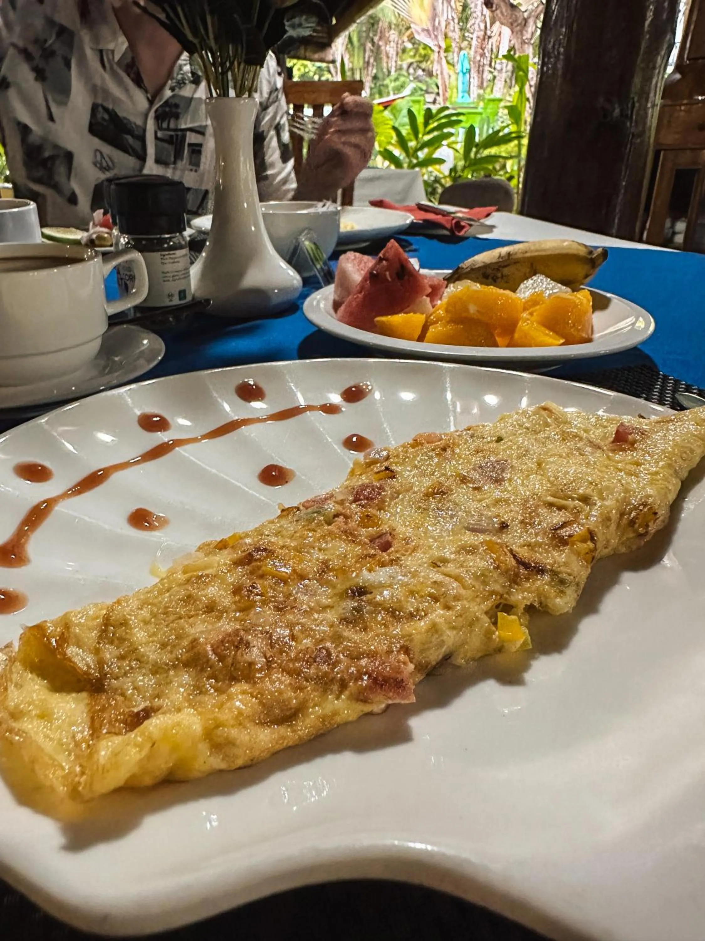 Restaurant/places to eat in Hotel Chateau St Cloud