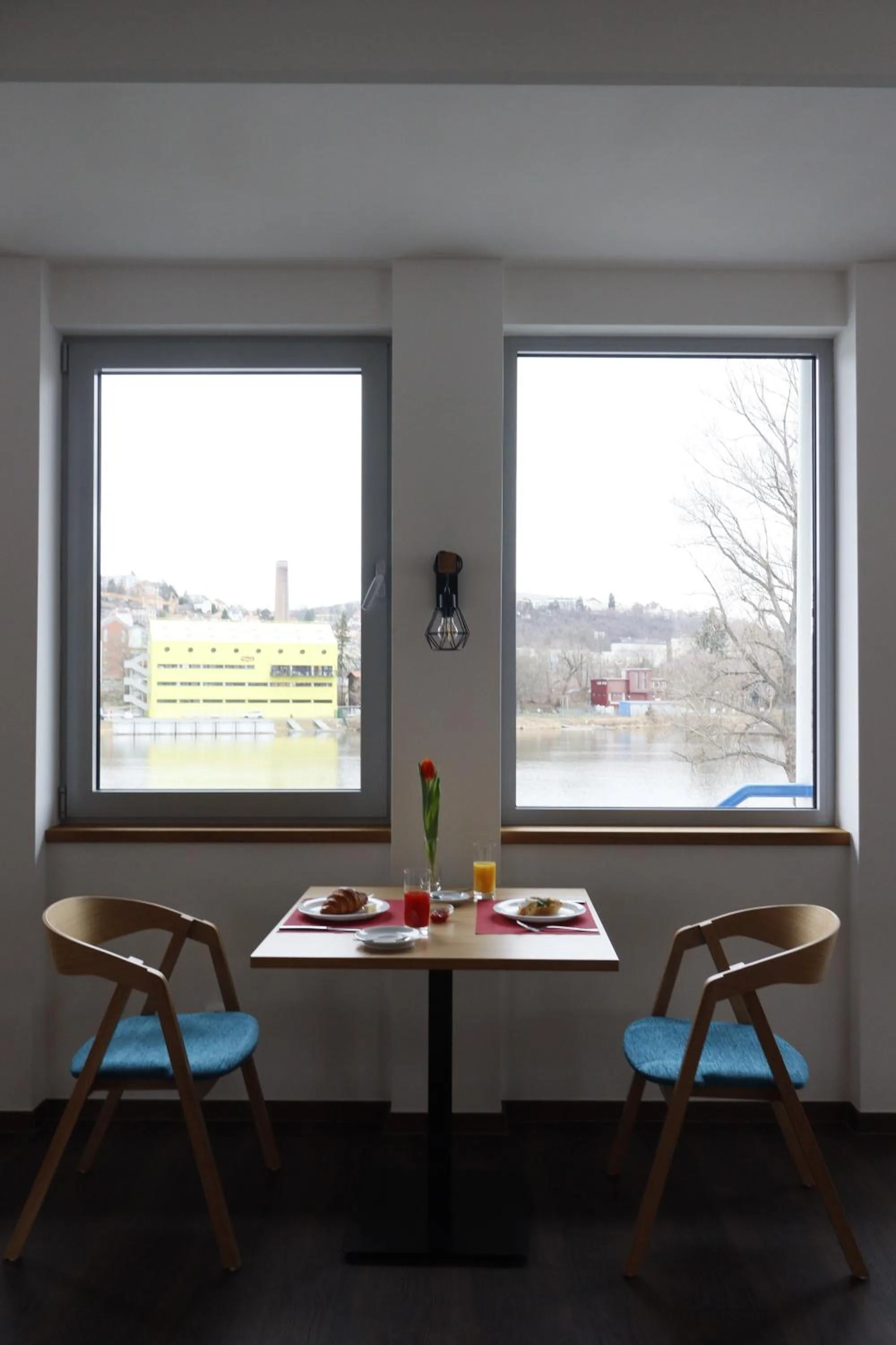 Restaurant/places to eat in Botel Racek