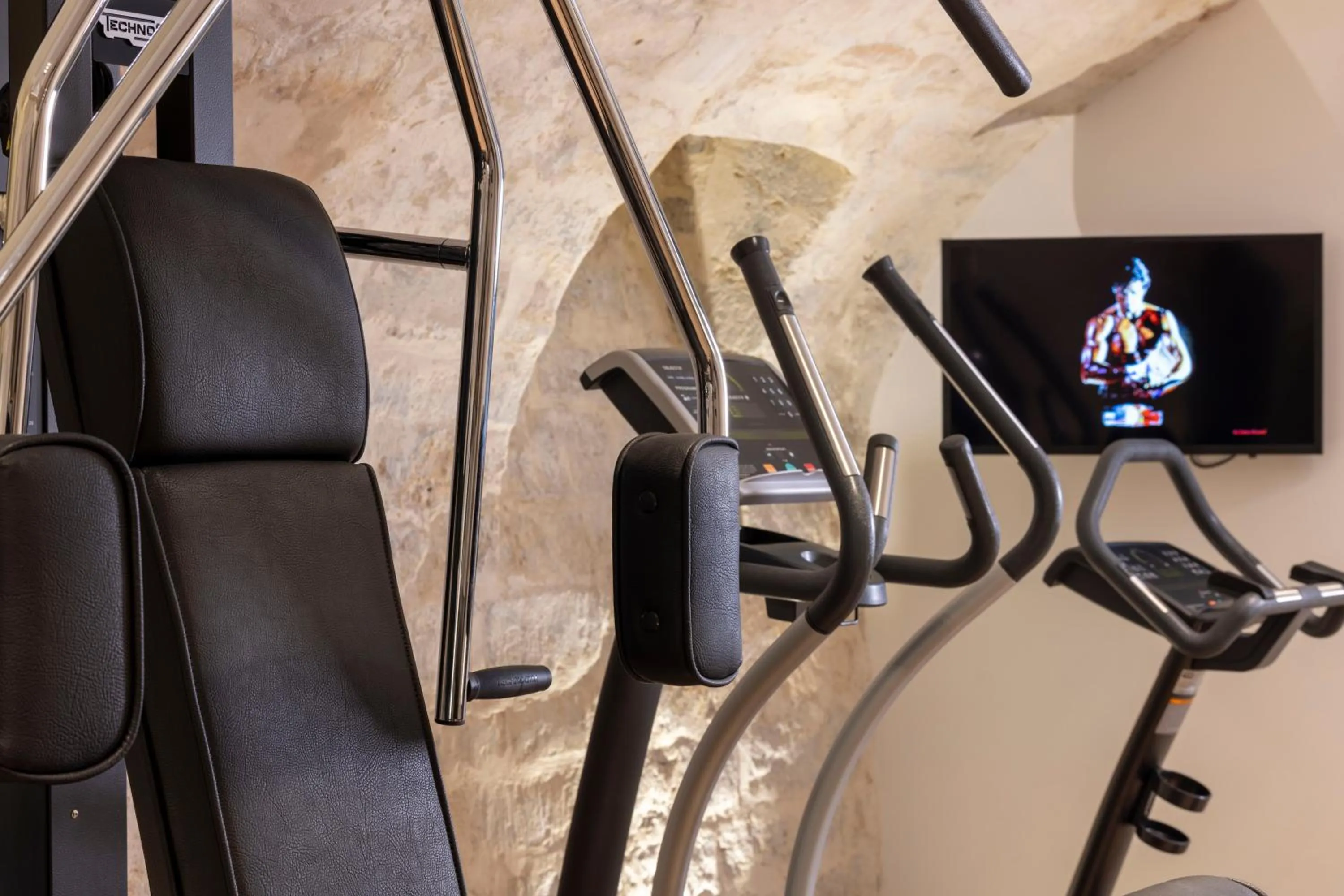 Fitness centre/facilities in Hôtel La Canopée