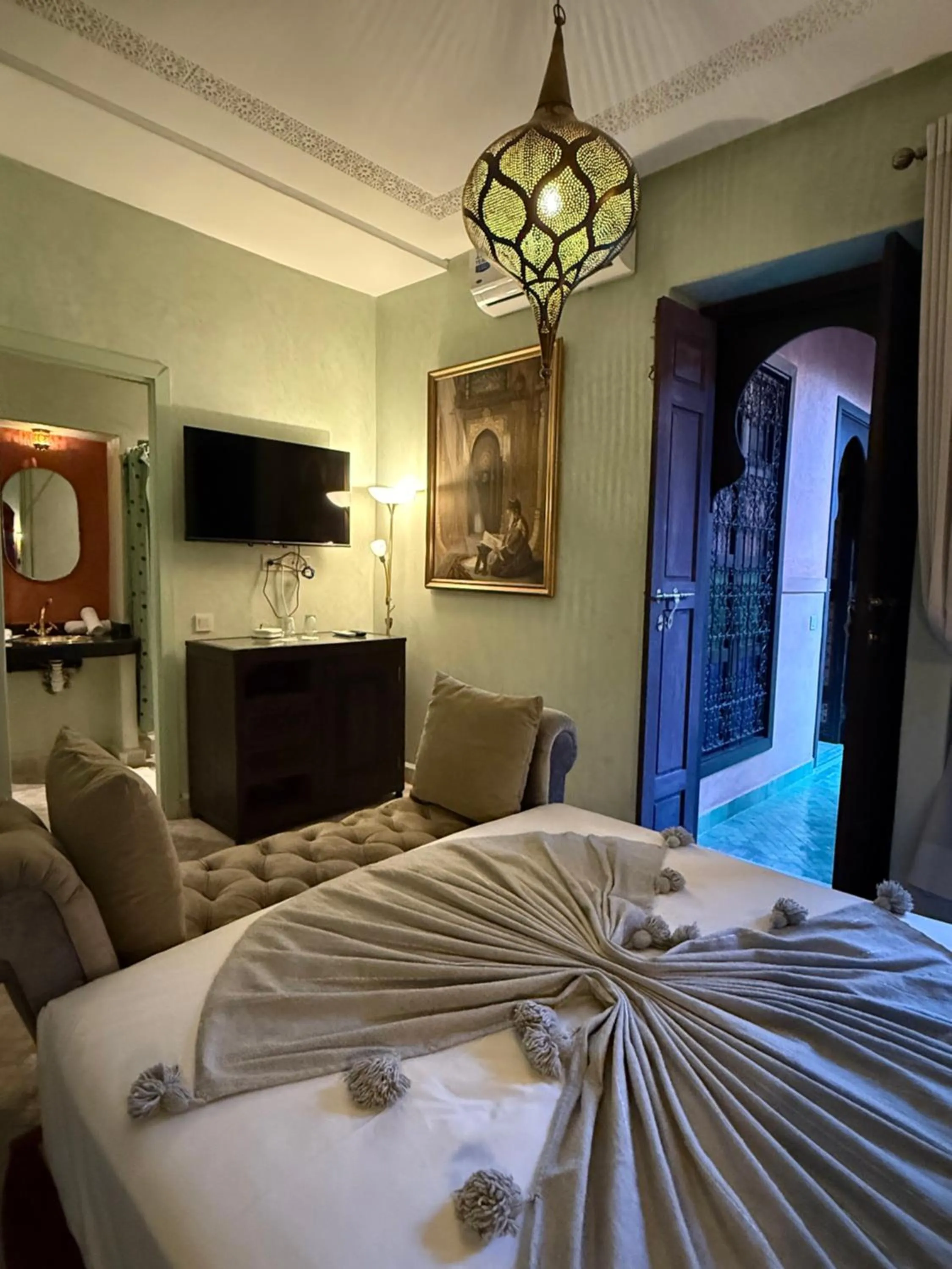 Bedroom, Bed in Riad Sultan Suleiman