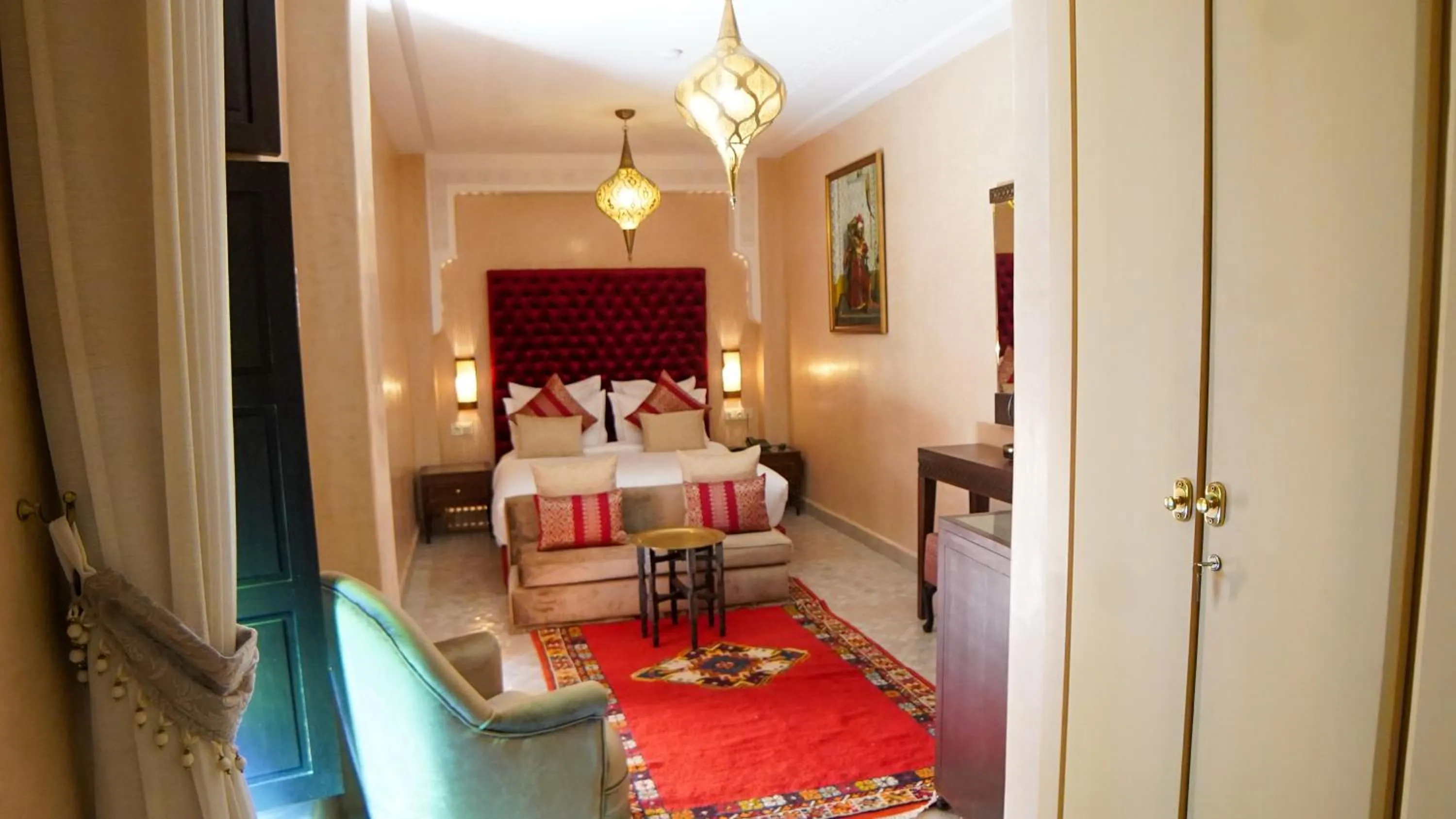 Photo of the whole room, Bed in Riad Sultan Suleiman