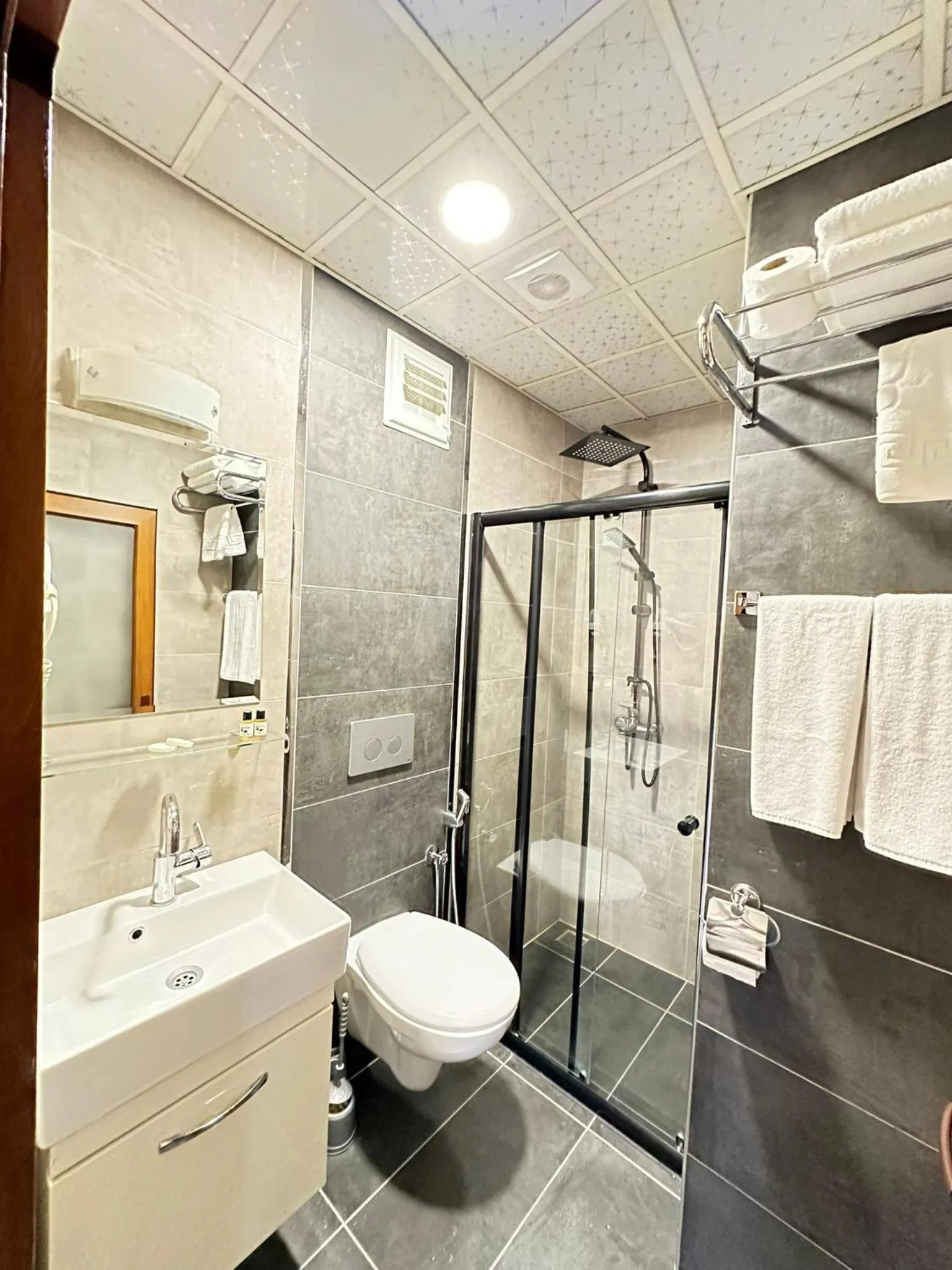 Bathroom in Trabzon Gloria Suite Hotel